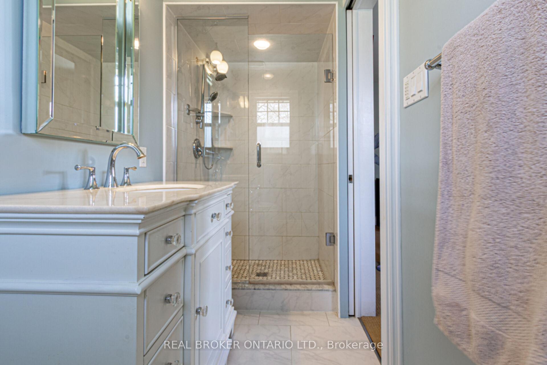 Photo 44 of 15 Coachman Crescent, Hamilton, Freelton — HOMEH