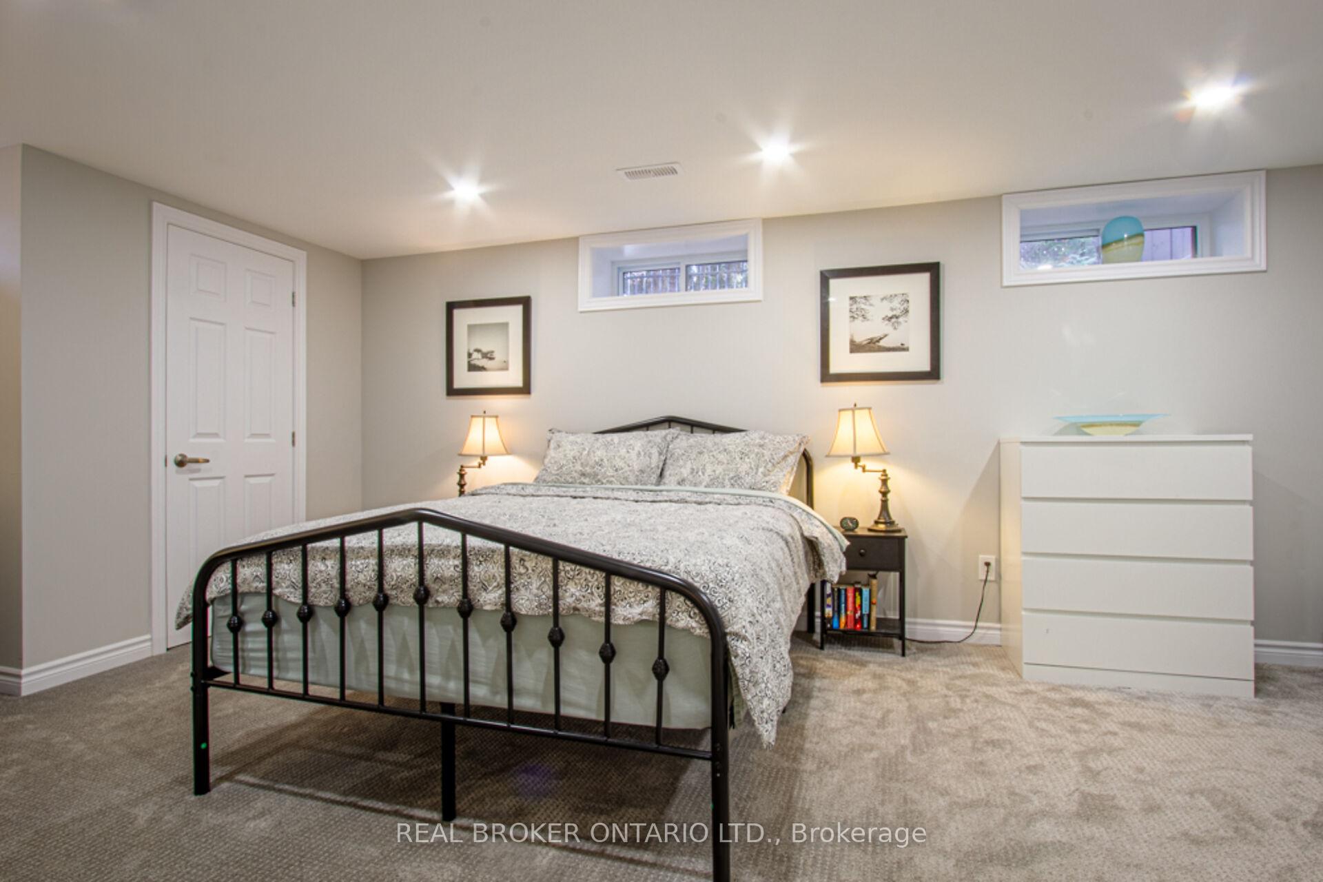 Photo 50 of 15 Coachman Crescent, Hamilton, Freelton — HOMEH