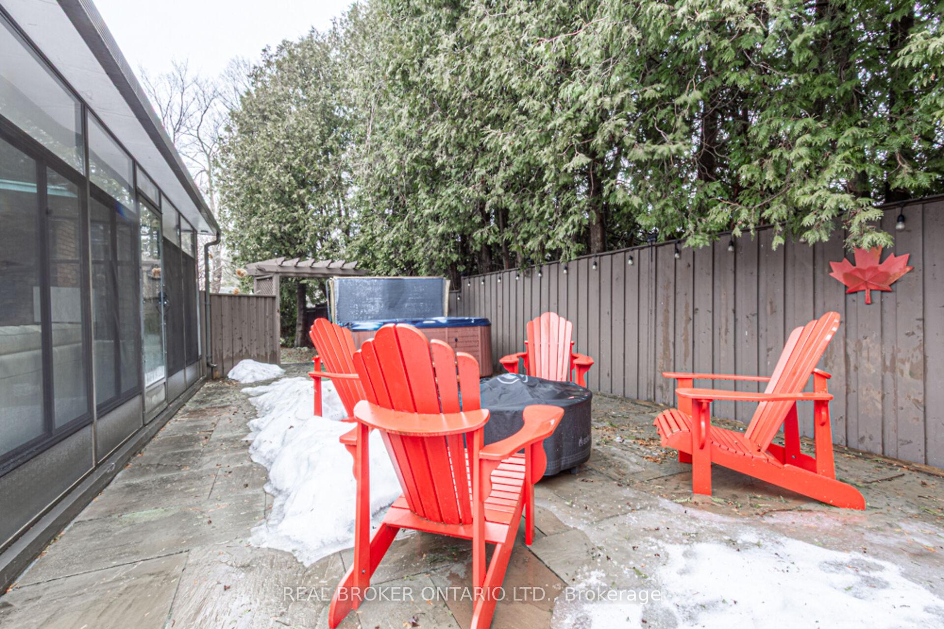 Photo 60 of 15 Coachman Crescent, Hamilton, Freelton — HOMEH