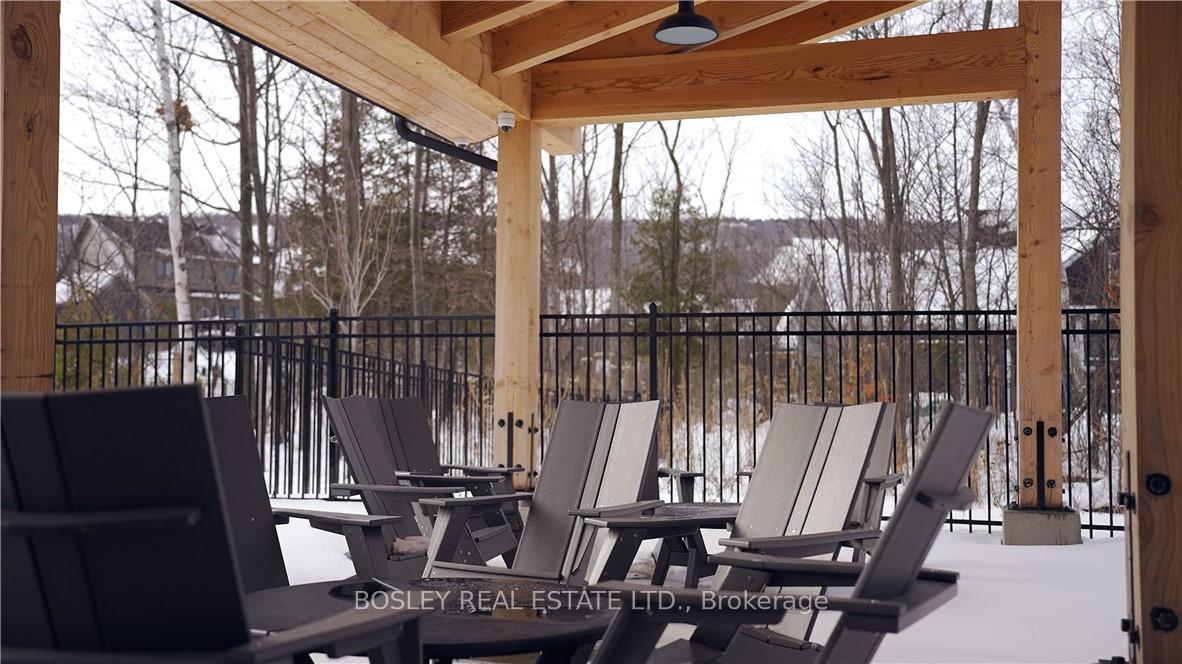 Photo 8 of 141 White Oak Crescent, Blue Mountains — HOMEH