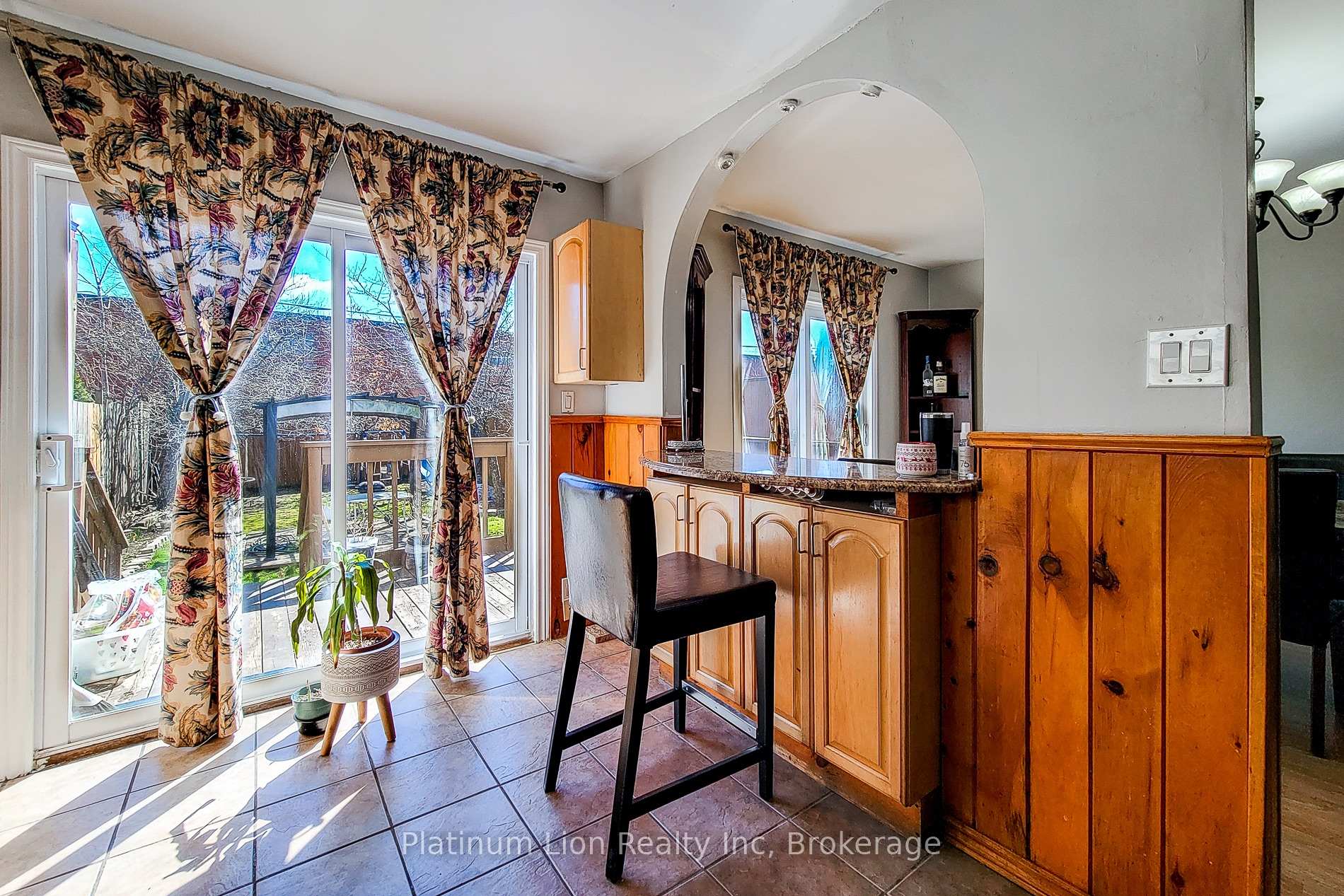 Photo 17 of 268 Avondale Street, Hamilton, Crown Point — HOMEH