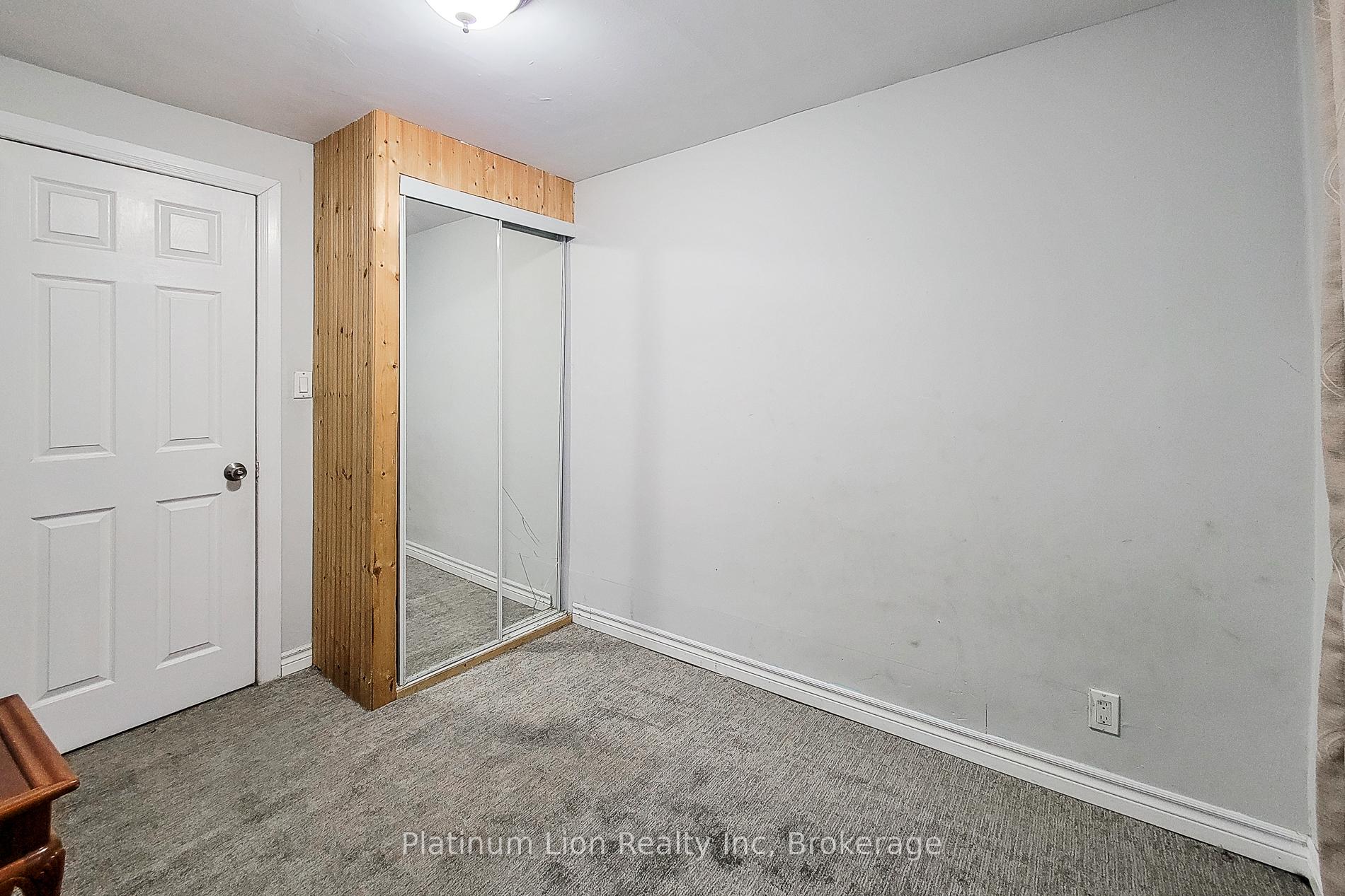 Photo 58 of 268 Avondale Street, Hamilton, Crown Point — HOMEH