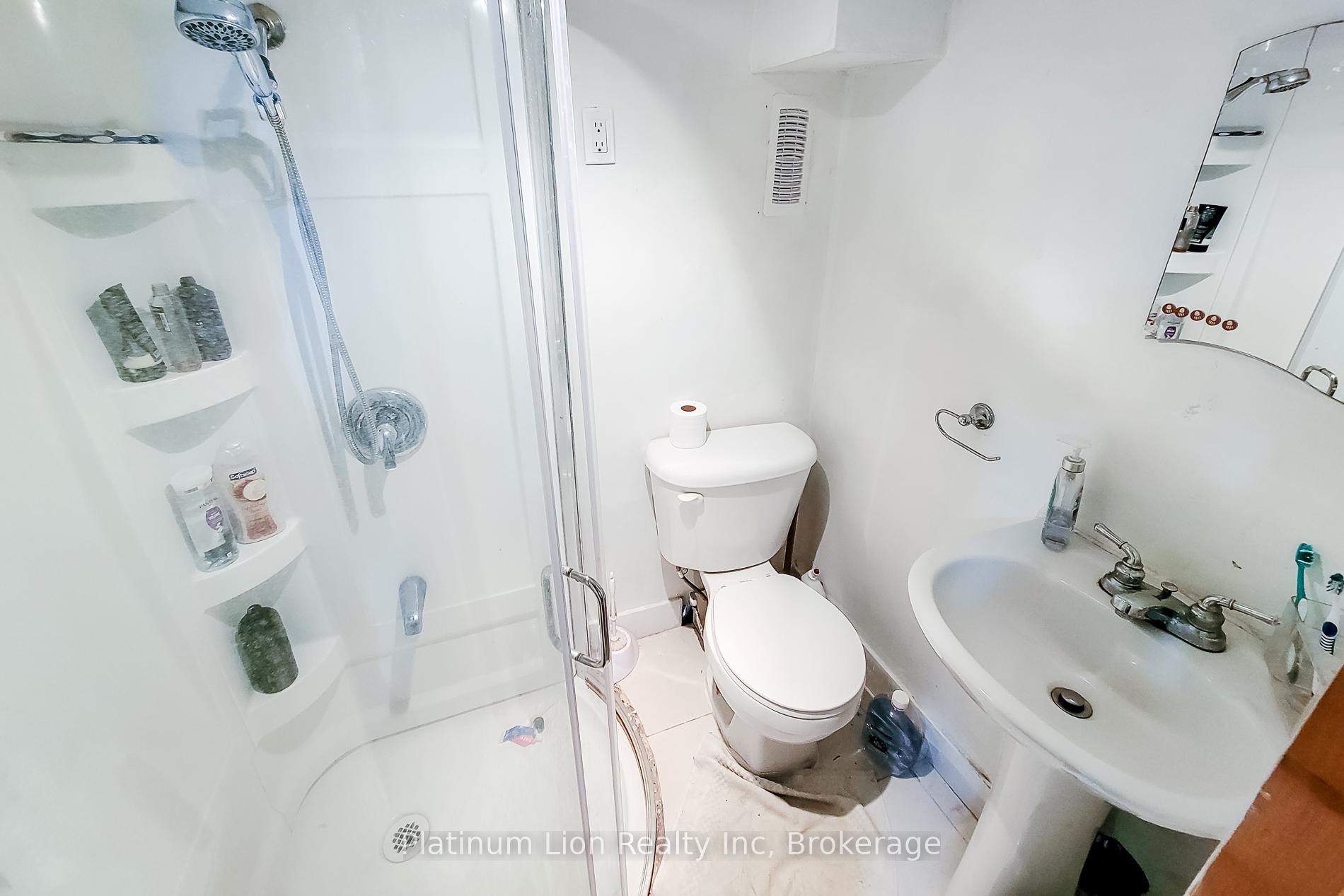 Photo 66 of 268 Avondale Street, Hamilton, Crown Point — HOMEH