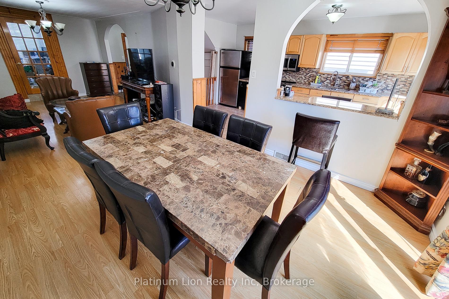 Photo 30 of 268 Avondale Street, Hamilton, Crown Point — HOMEH