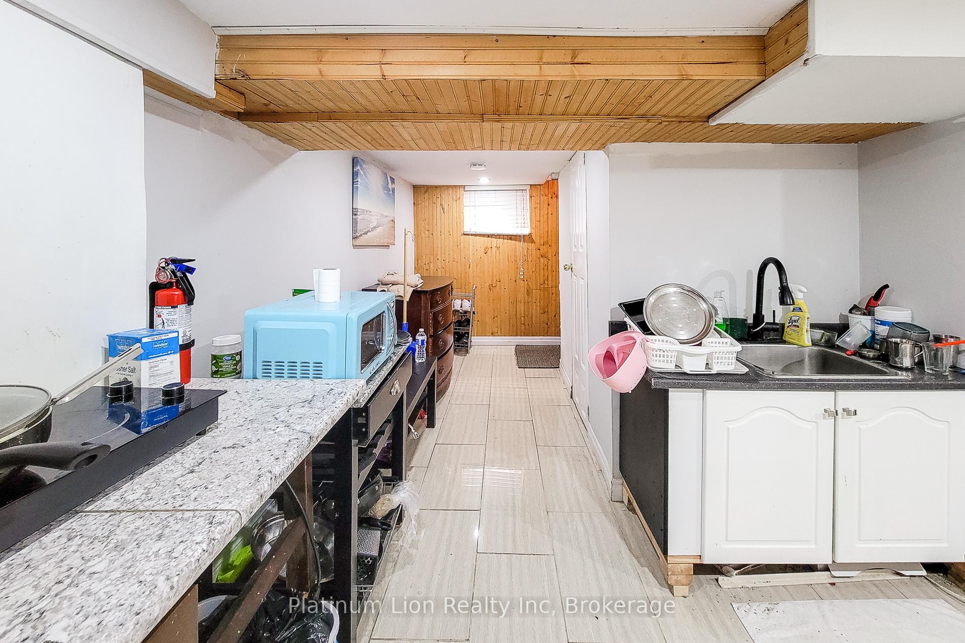 Photo 49 of 268 Avondale Street, Hamilton, Crown Point — HOMEH
