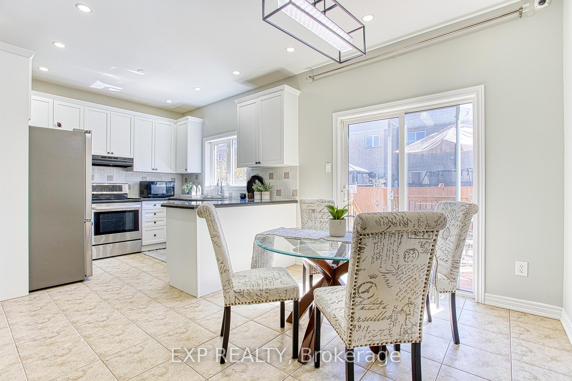Photo 36 of 21 Pebble Valley Avenue, Hamilton, Winona Park — HOMEH