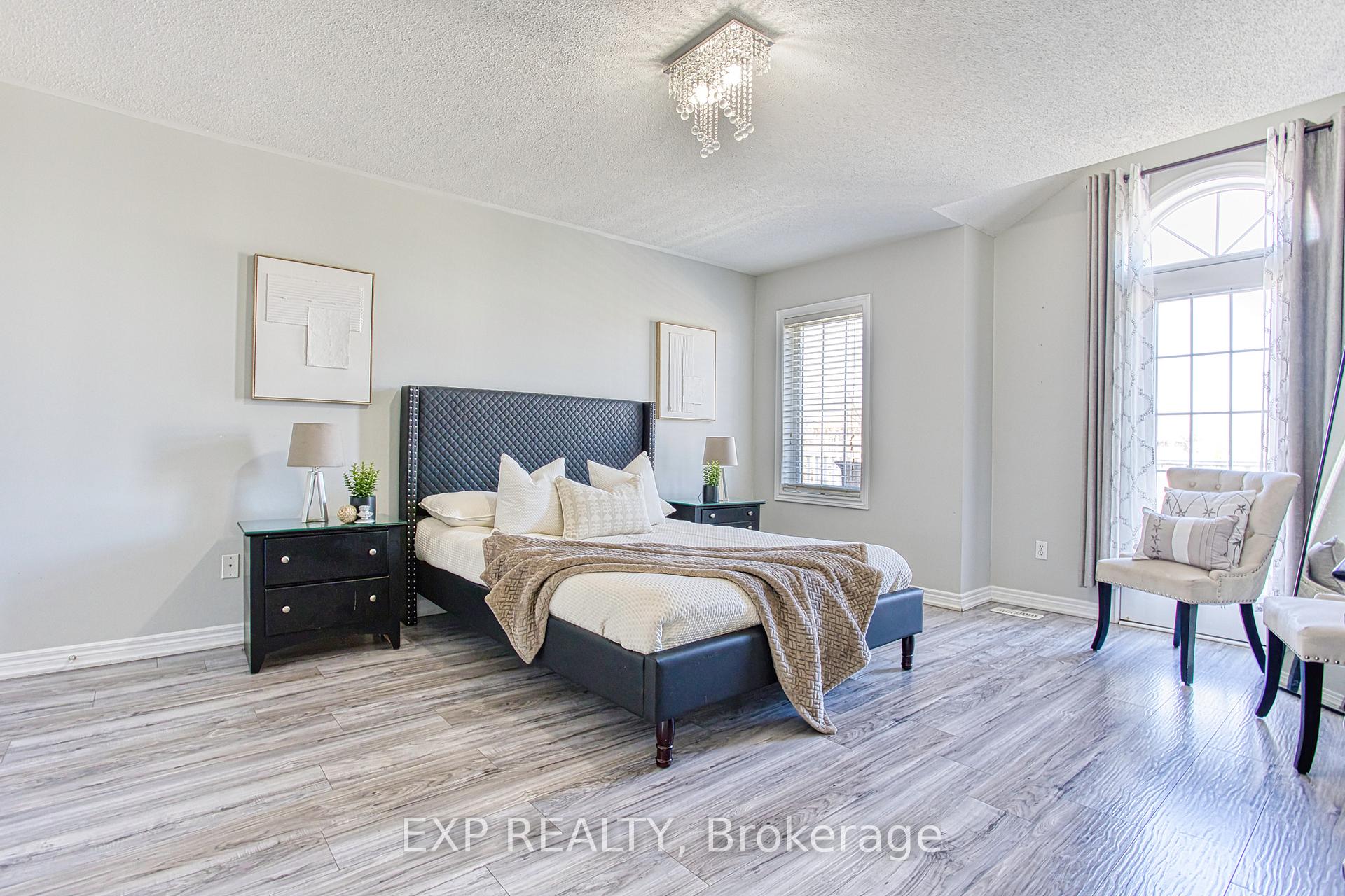 Photo 39 of 21 Pebble Valley Avenue, Hamilton, Winona Park — HOMEH