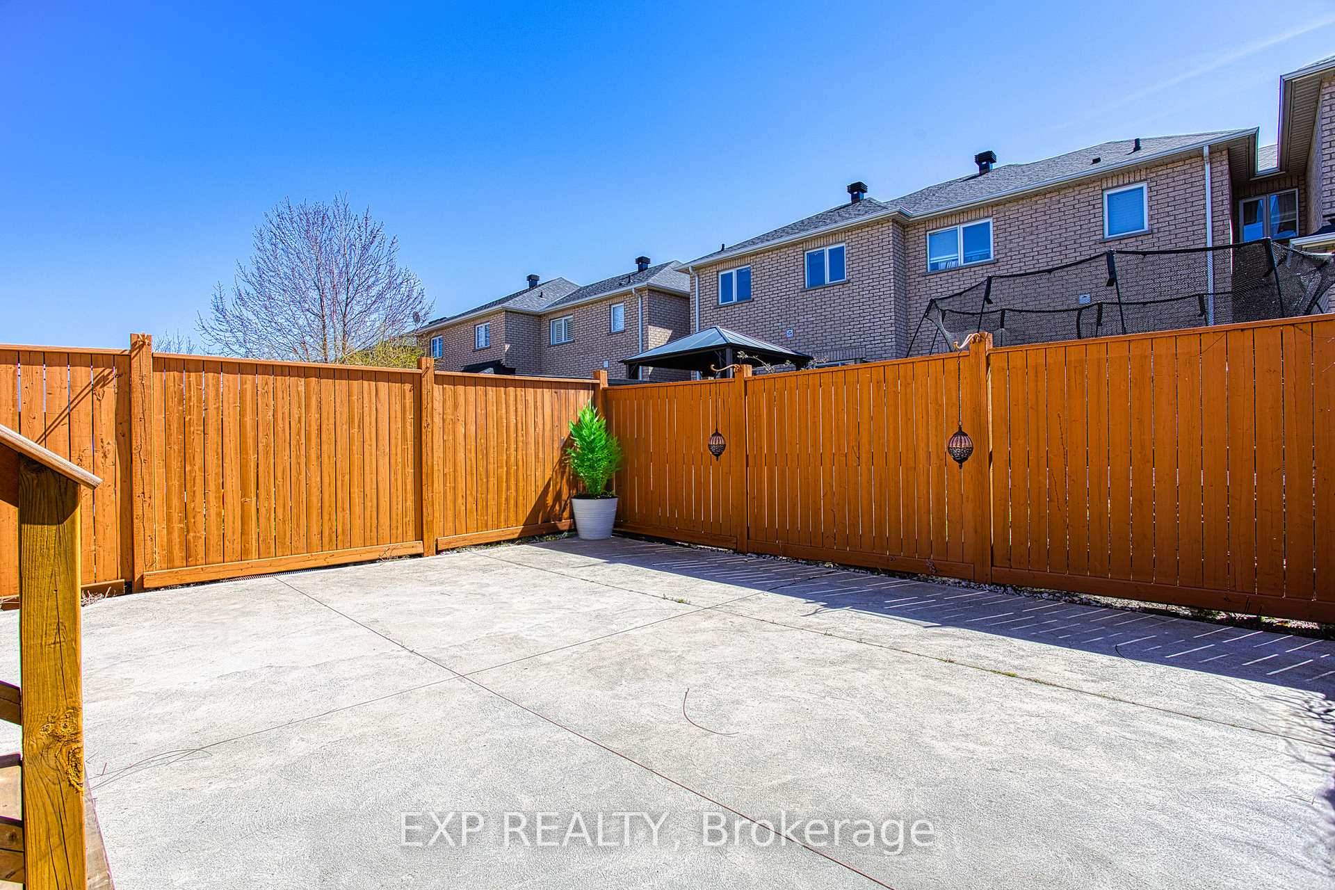 Photo 73 of 21 Pebble Valley Avenue, Hamilton, Winona Park — HOMEH