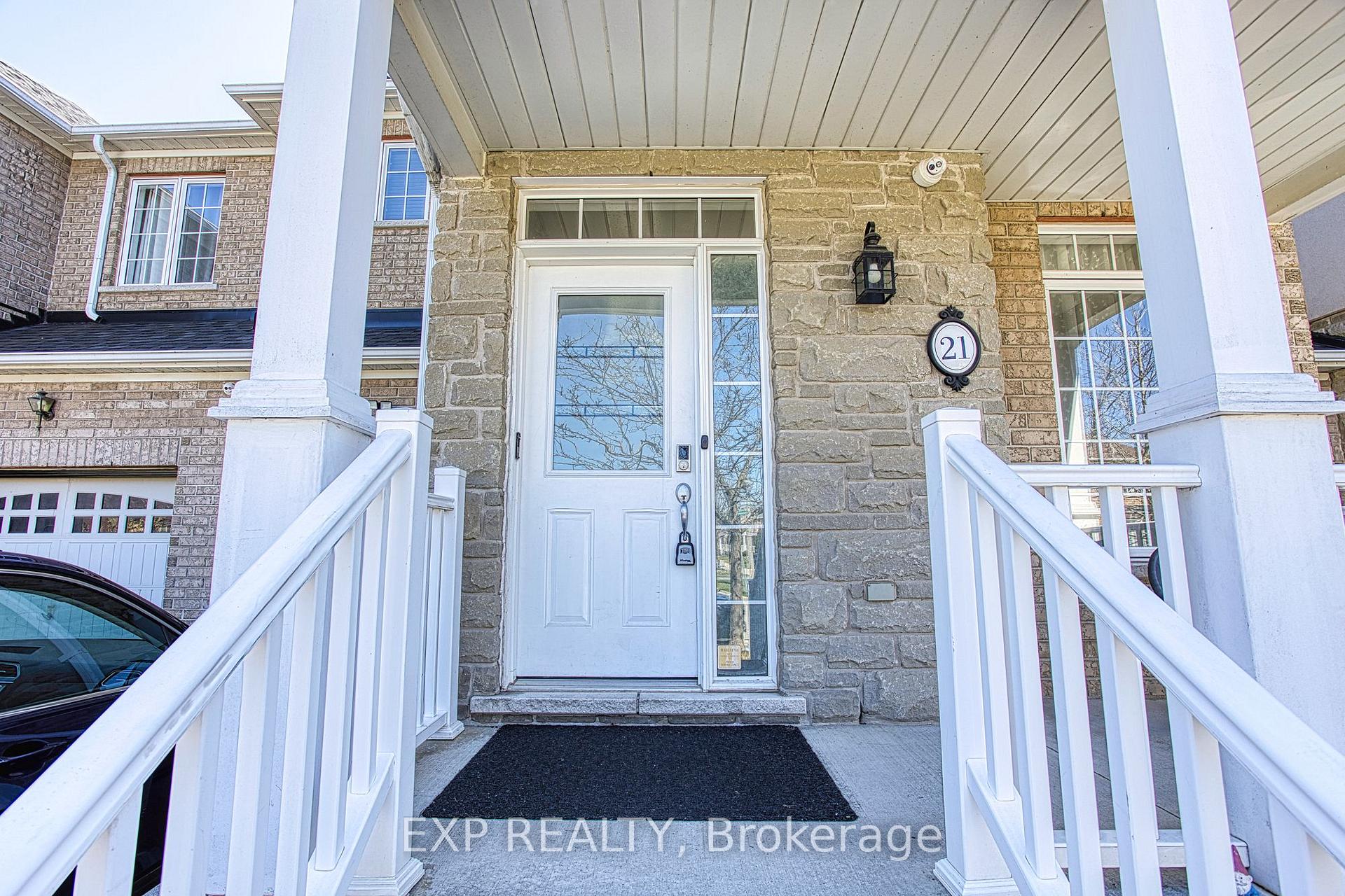 Photo 6 of 21 Pebble Valley Avenue, Hamilton, Winona Park — HOMEH