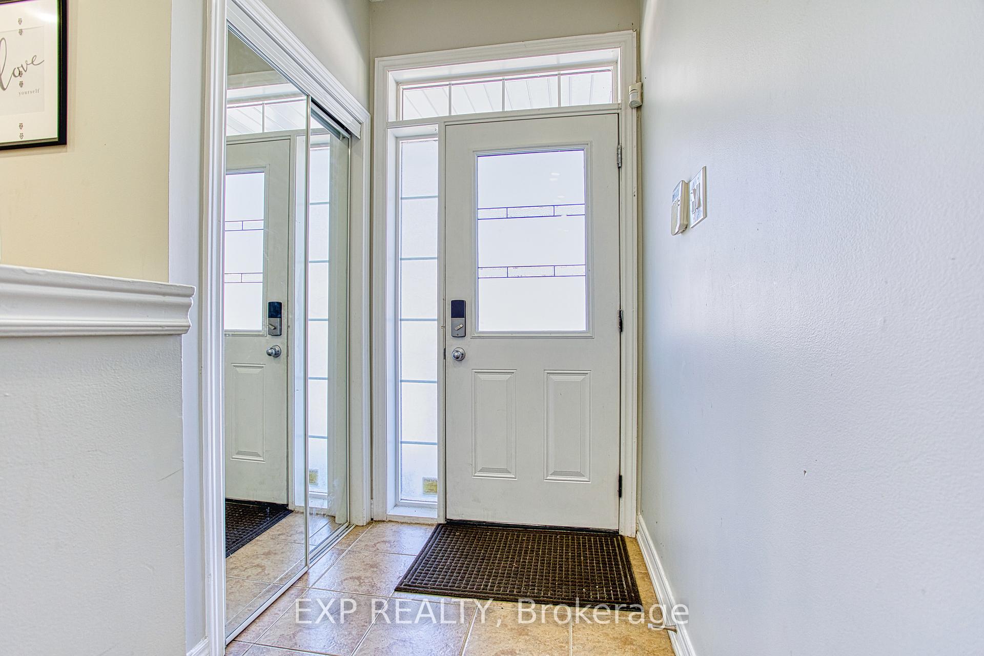Photo 8 of 21 Pebble Valley Avenue, Hamilton, Winona Park — HOMEH
