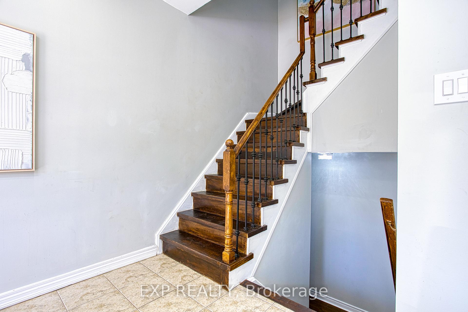 Photo 18 of 21 Pebble Valley Avenue, Hamilton, Winona Park — HOMEH