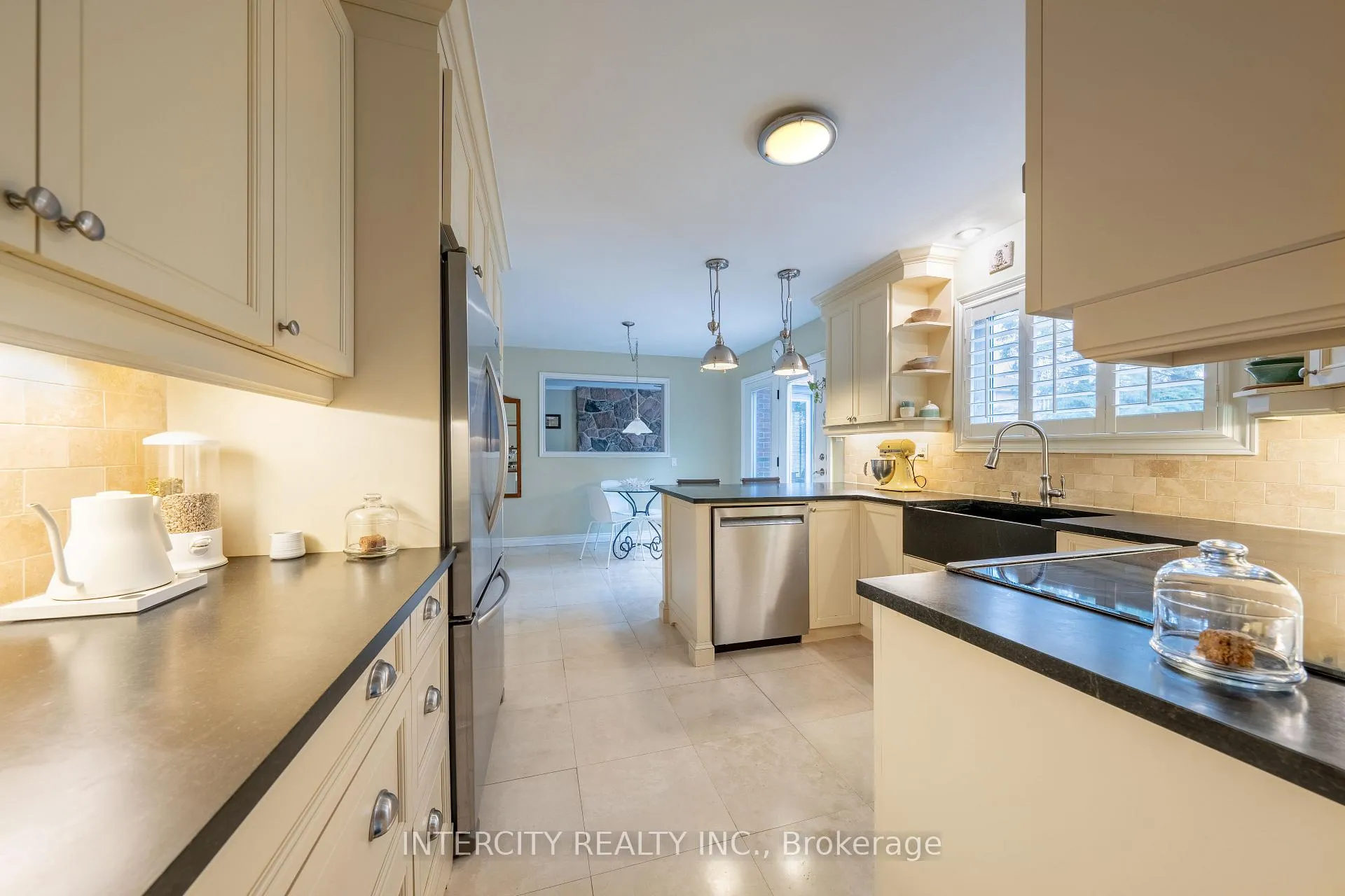 Photo 8 of 131 Torran Road, Vaughan, Islington Woods — HOMEH