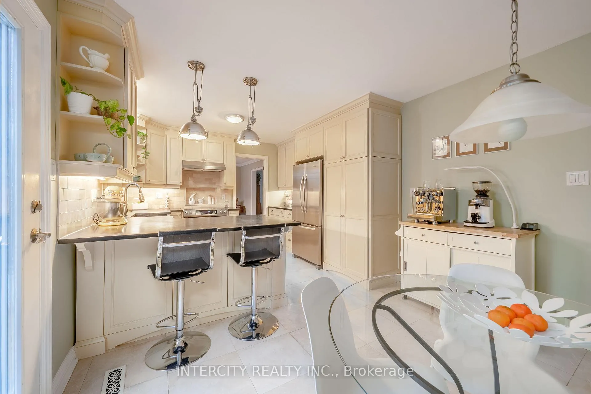 Photo 10 of 131 Torran Road, Vaughan, Islington Woods — HOMEH