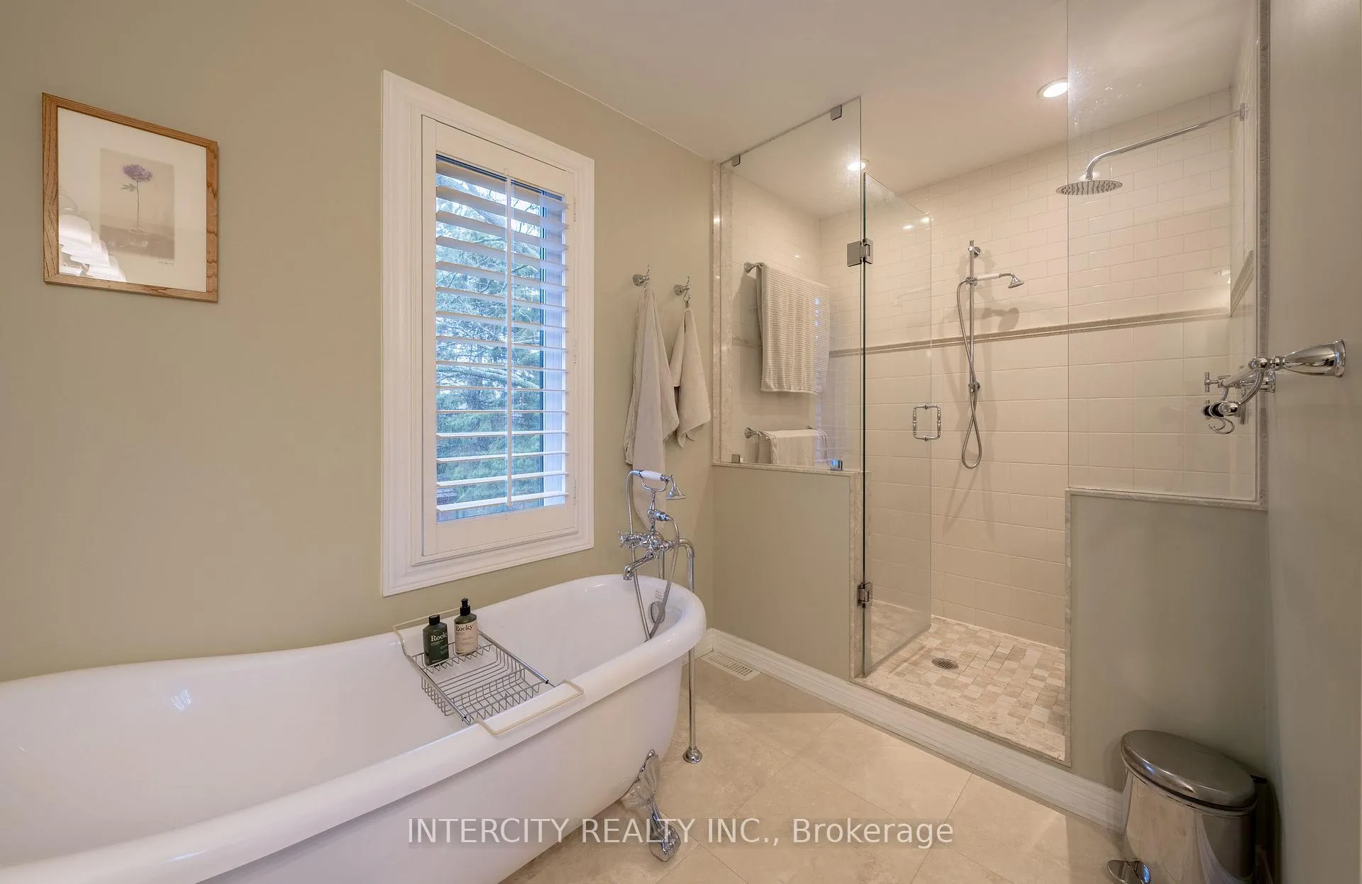 Photo 19 of 131 Torran Road, Vaughan, Islington Woods — HOMEH