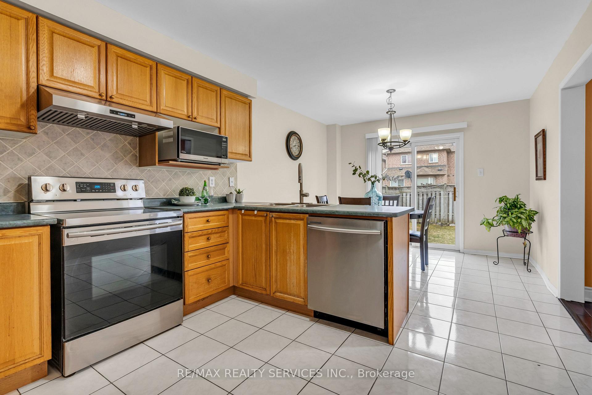 Photo 30 of 17 Riverbank Road, Brampton, Sandringham-Wellington — HOMEH