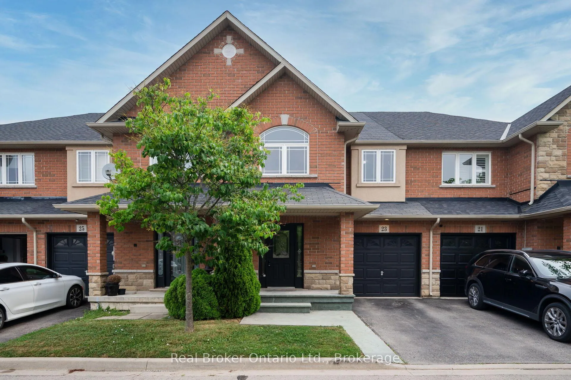 Front of 23 Bellflower Boulevard