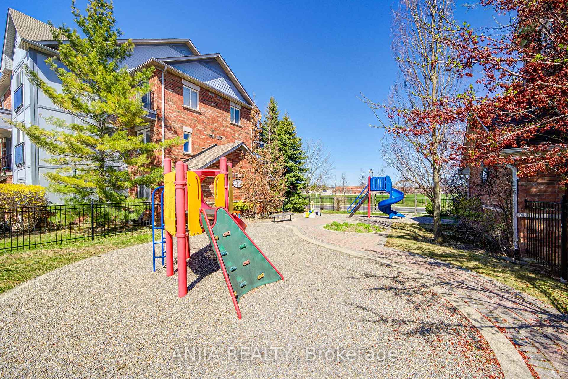 Photo 2 of Unit 88, 150 Chancery Road, Markham, Greensborough — HOMEH