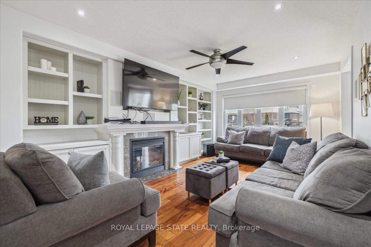 Photo 2 of 119 Great Oak Trail, Hamilton, Binbrook — HOMEH