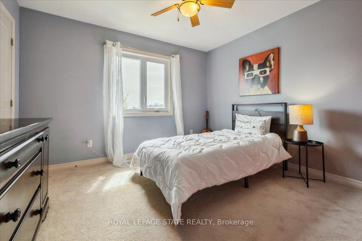 Photo 27 of 119 Great Oak Trail, Hamilton, Binbrook — HOMEH