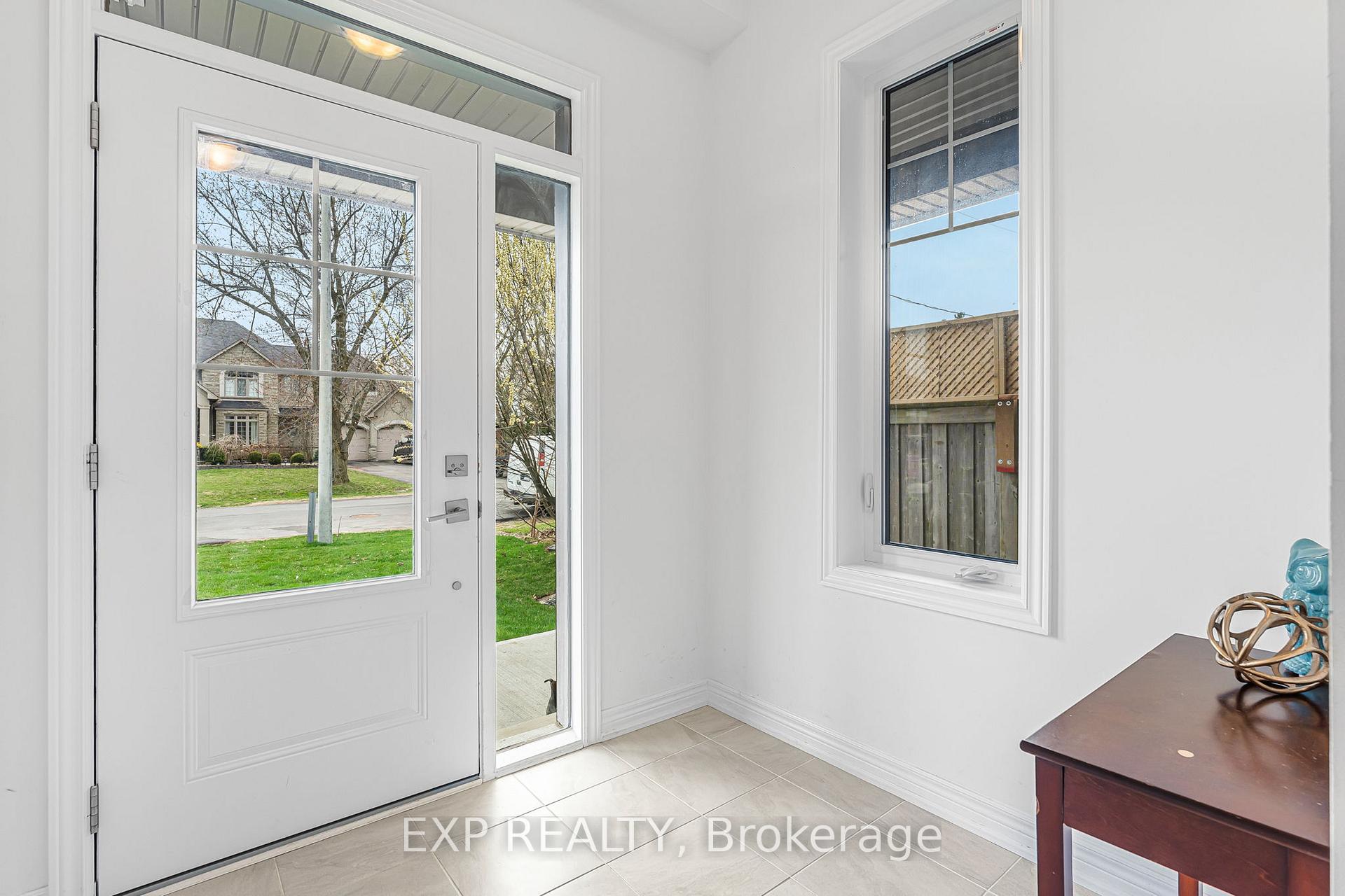 Photo 3 of 102 Marion Street, Hamilton, Mount Hope — HOMEH