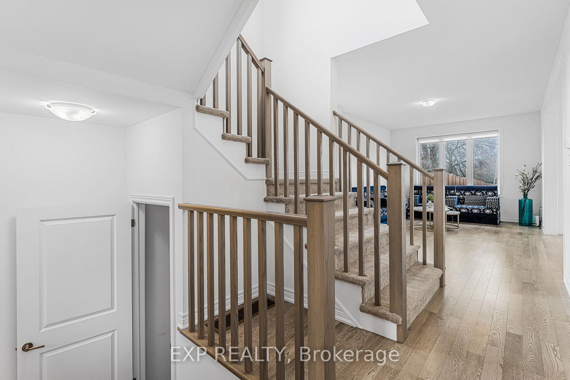 Photo 5 of 102 Marion Street, Hamilton, Mount Hope — HOMEH