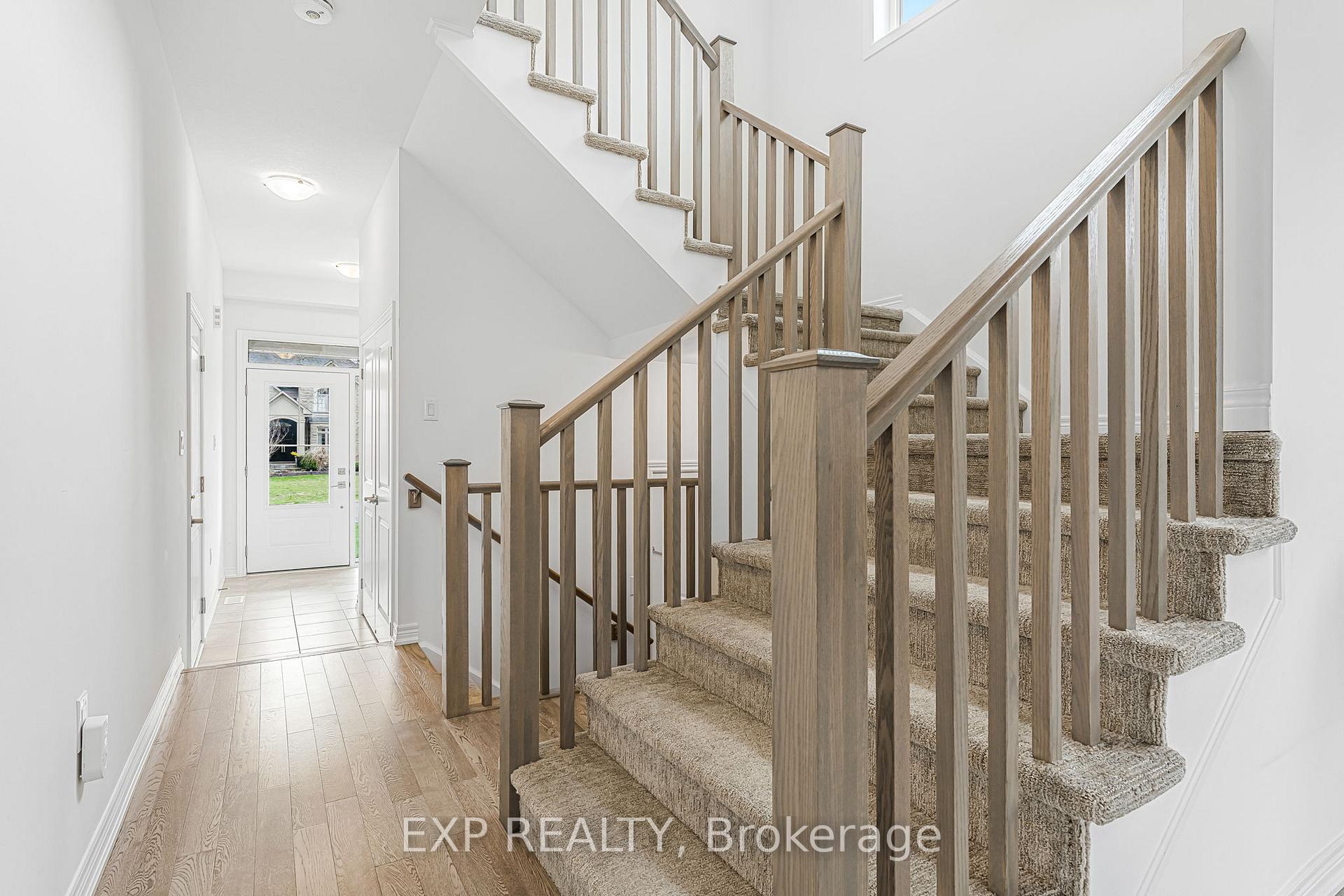 Photo 6 of 102 Marion Street, Hamilton, Mount Hope — HOMEH
