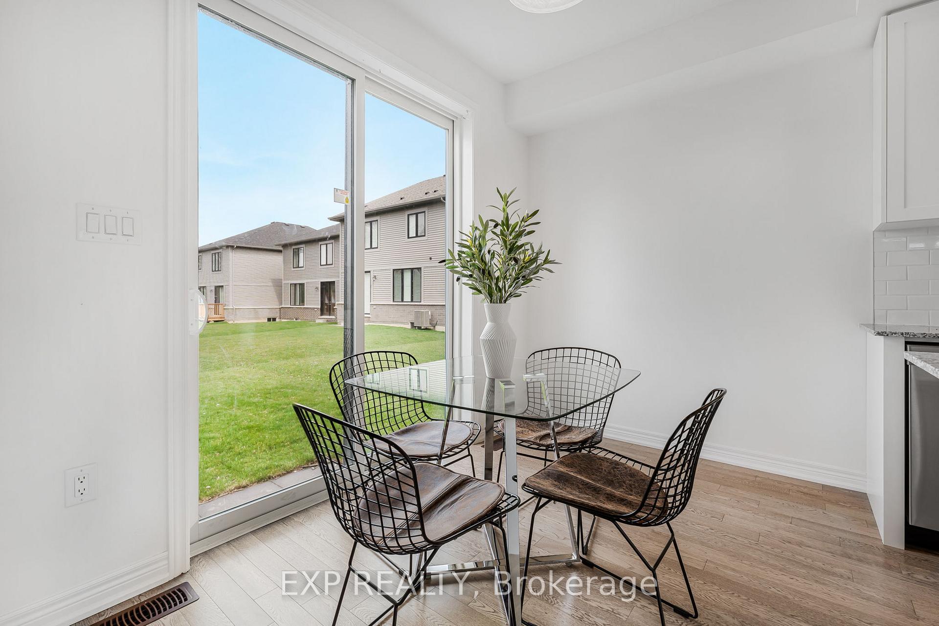 Photo 13 of 102 Marion Street, Hamilton, Mount Hope — HOMEH