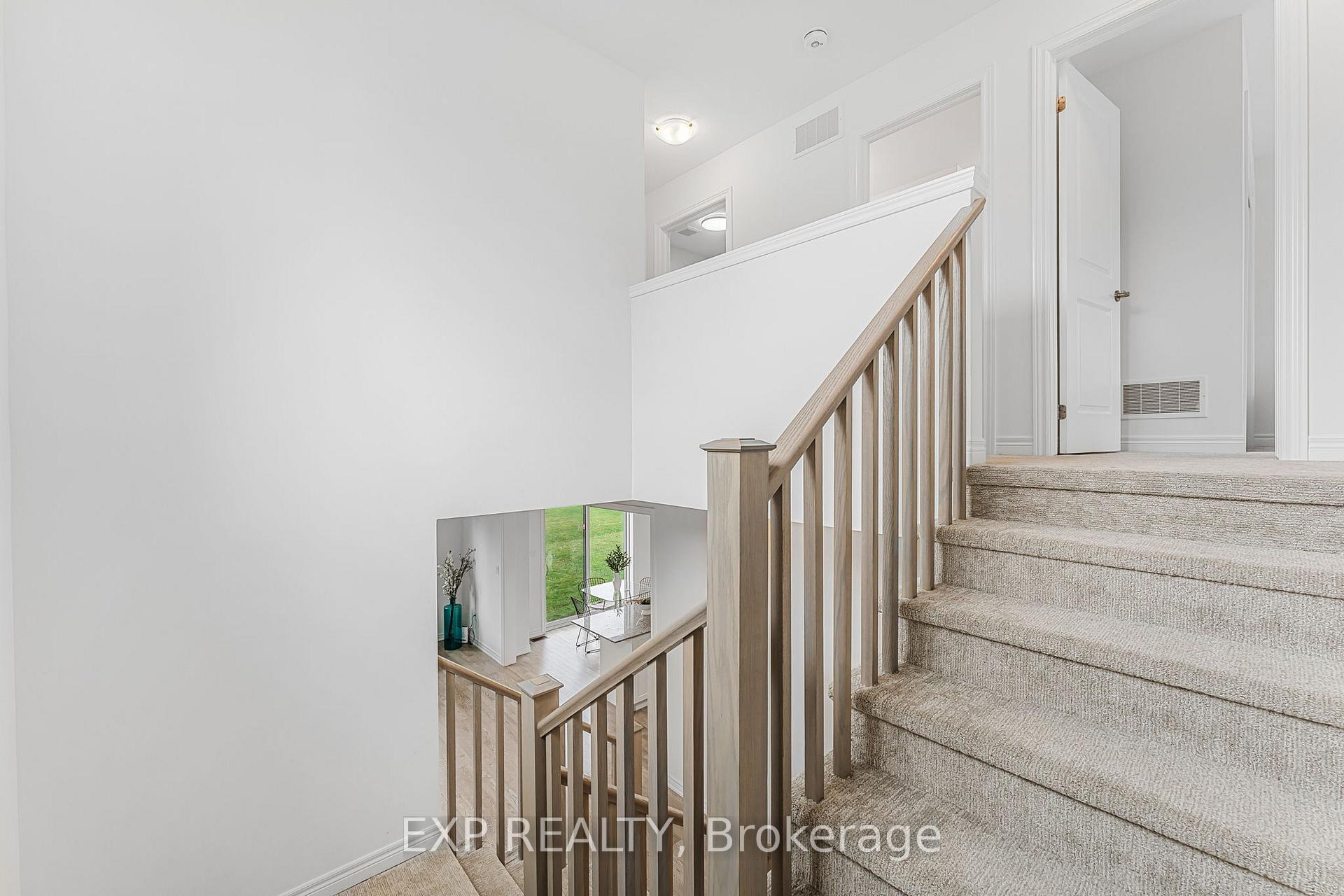 Photo 19 of 102 Marion Street, Hamilton, Mount Hope — HOMEH