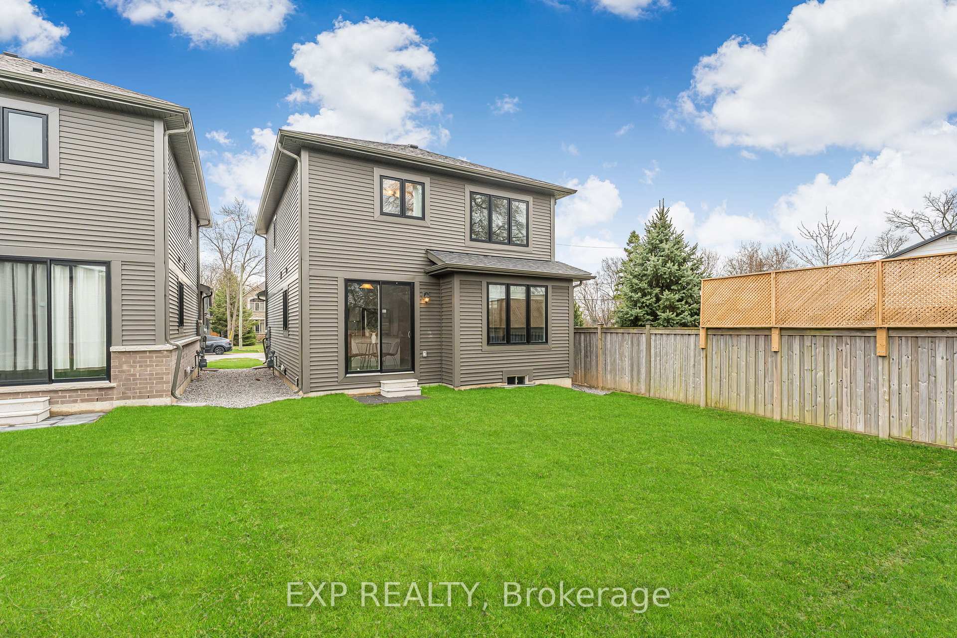 Photo 38 of 102 Marion Street, Hamilton, Mount Hope — HOMEH
