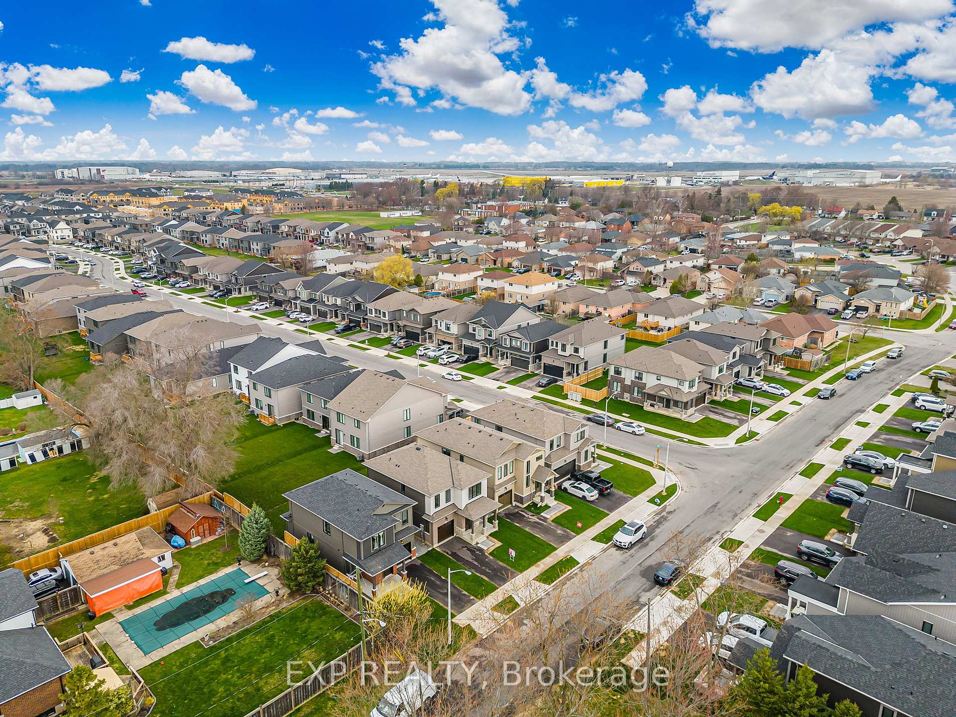 Photo 47 of 102 Marion Street, Hamilton, Mount Hope — HOMEH