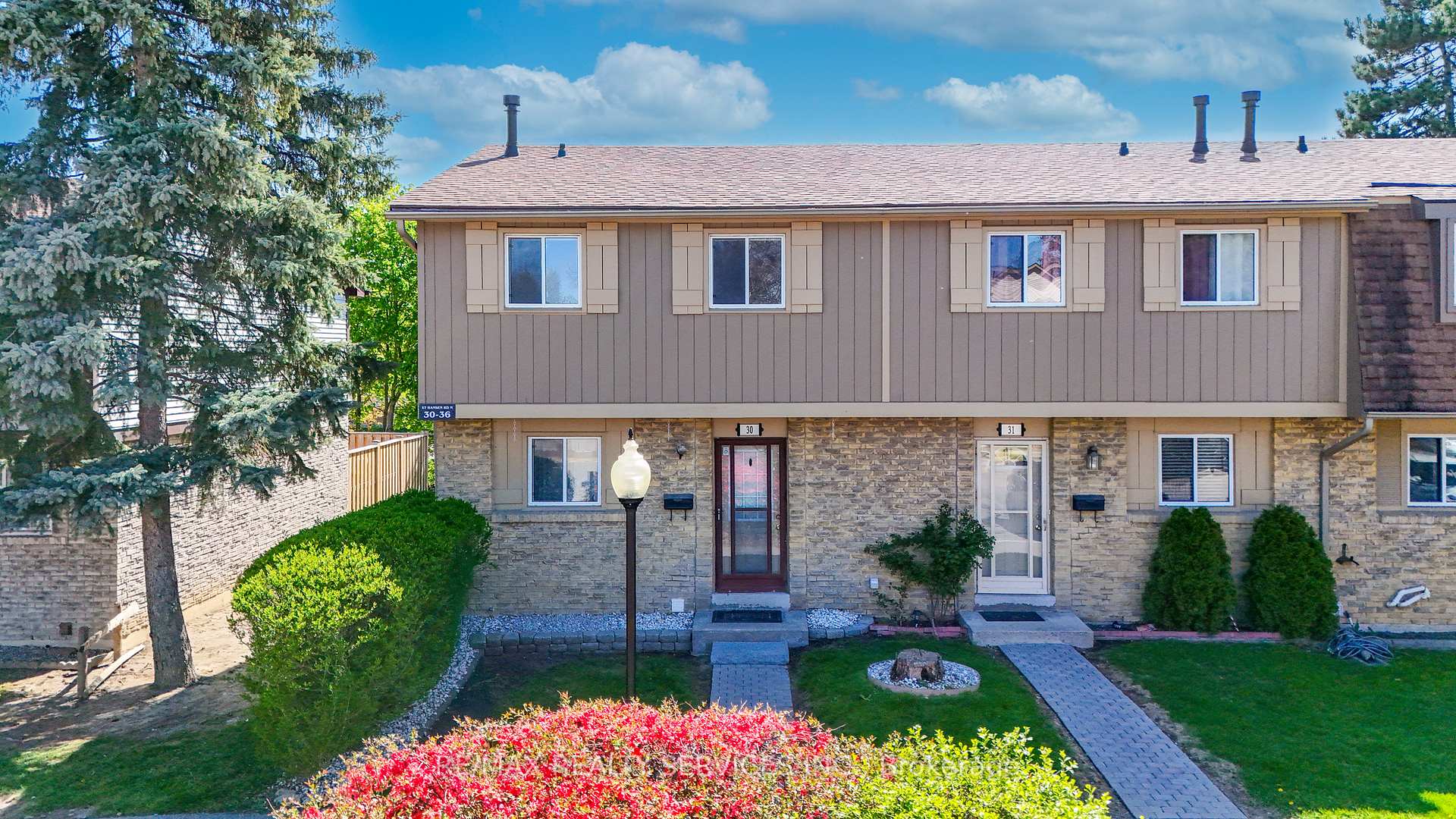 Photo 2 of Unit 30, 57 Hansen Road N, Brampton, Madoc — HOMEH