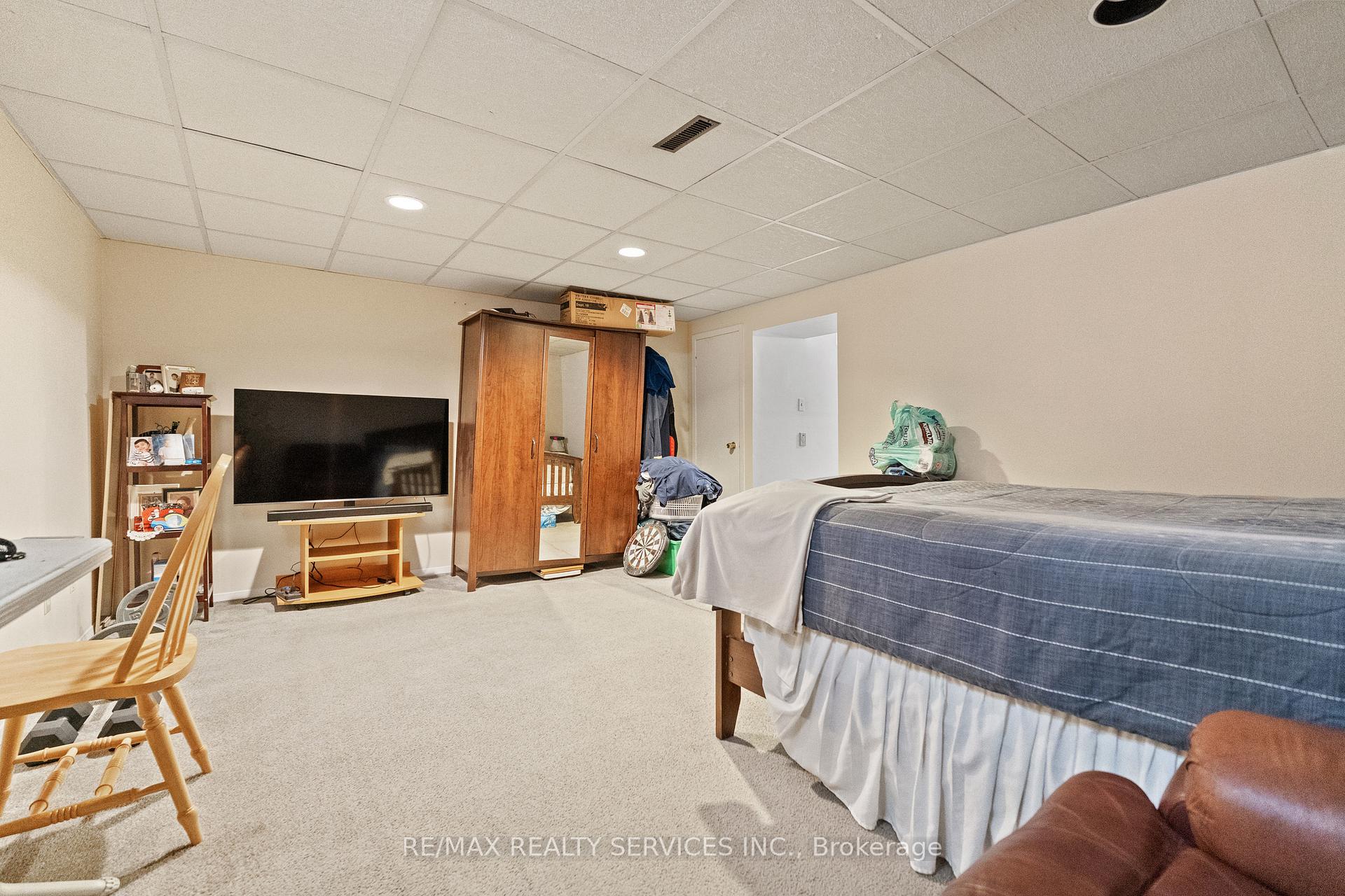 Photo 33 of Unit 30, 57 Hansen Road N, Brampton, Madoc — HOMEH