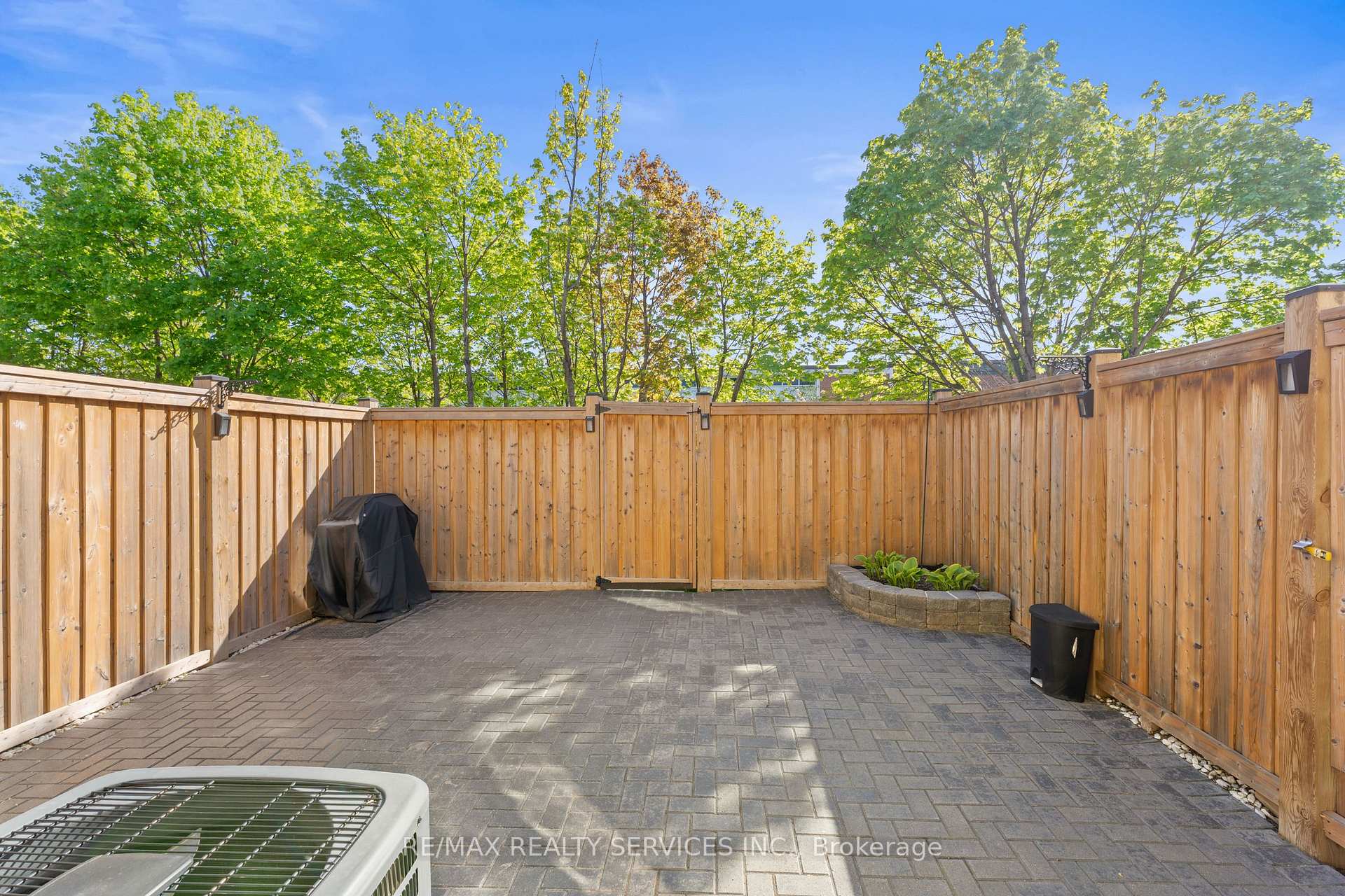 Photo 37 of Unit 30, 57 Hansen Road N, Brampton, Madoc — HOMEH