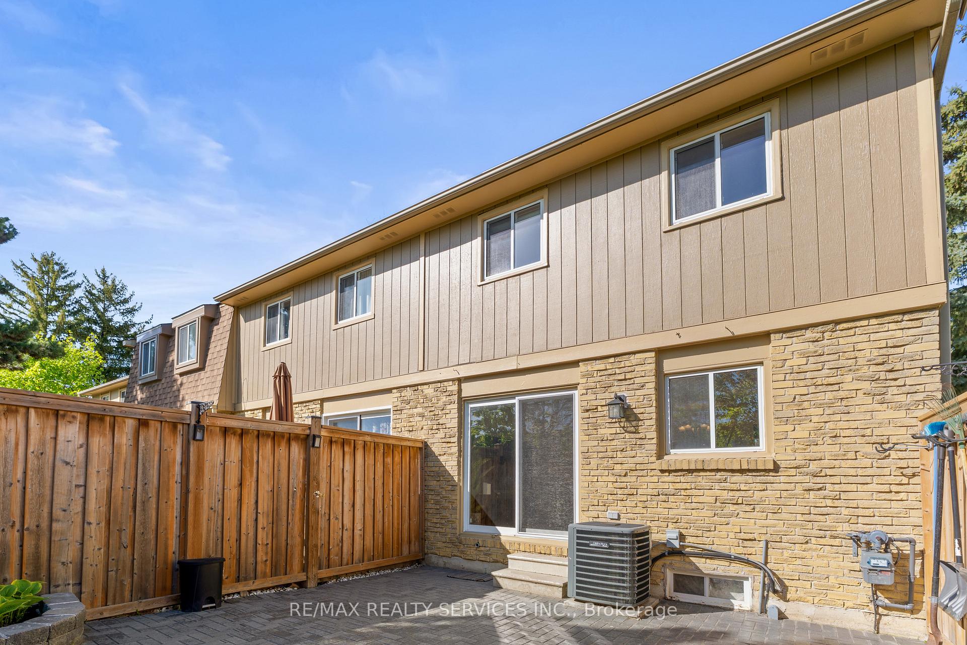 Photo 38 of Unit 30, 57 Hansen Road N, Brampton, Madoc — HOMEH