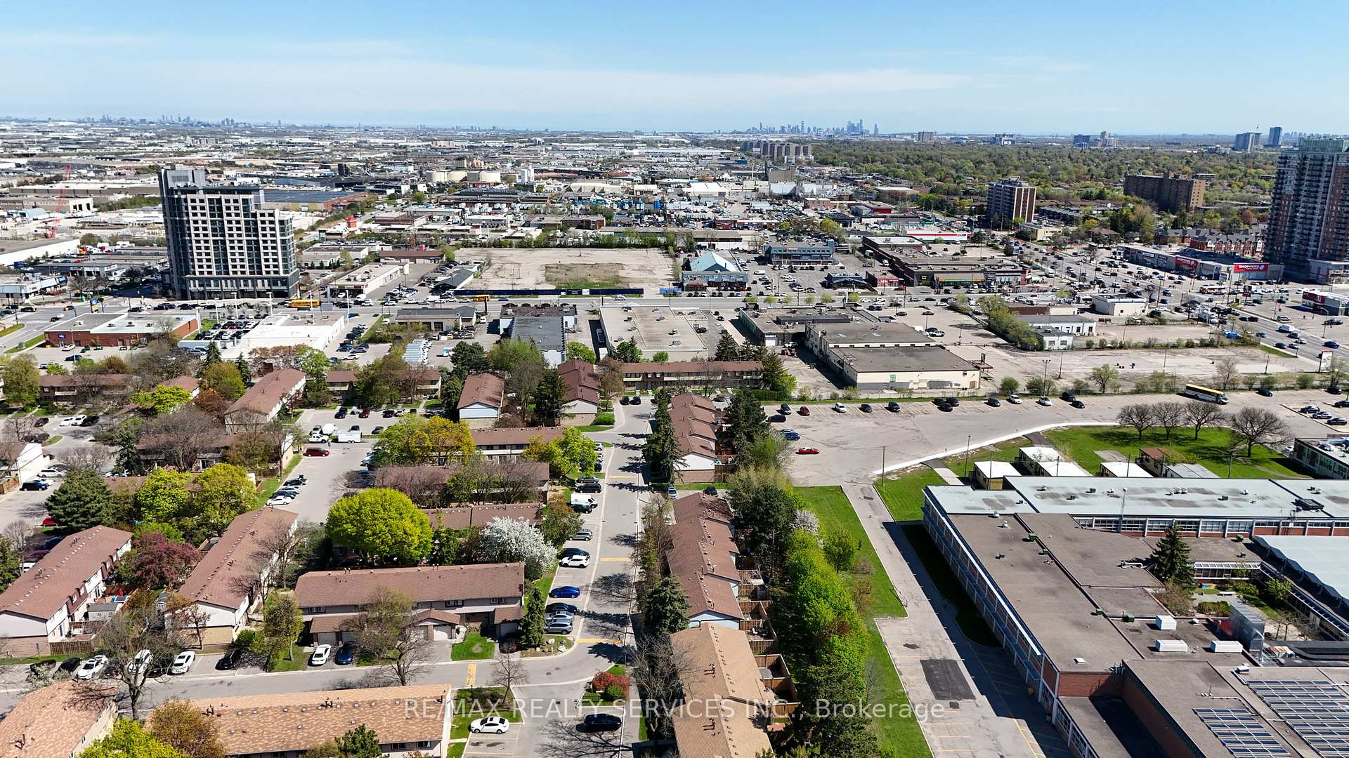 Photo 43 of Unit 30, 57 Hansen Road N, Brampton, Madoc — HOMEH