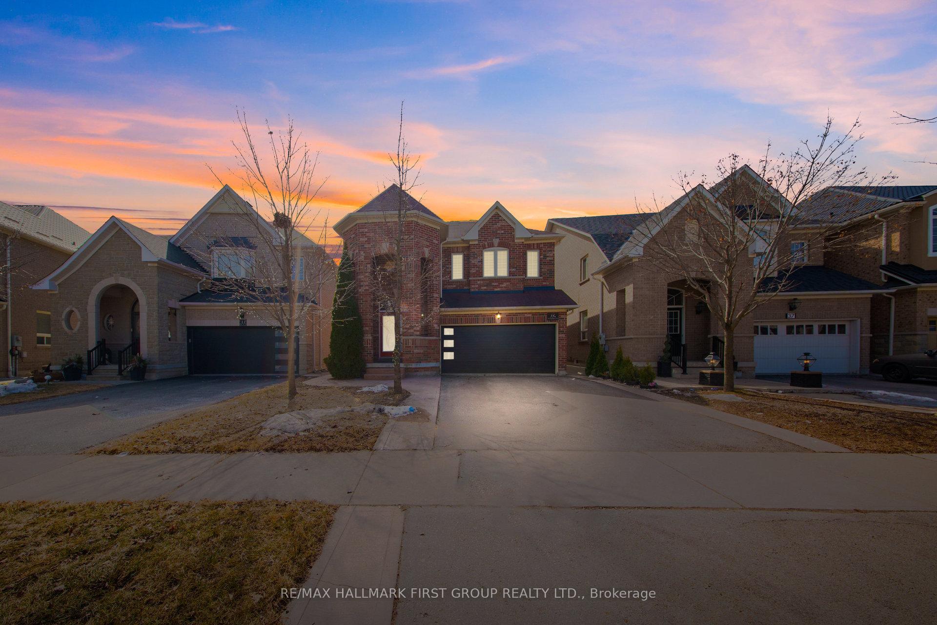 Photo 1 of 35 Everingham Circle, Brampton, Sandringham-Wellington — HOMEH