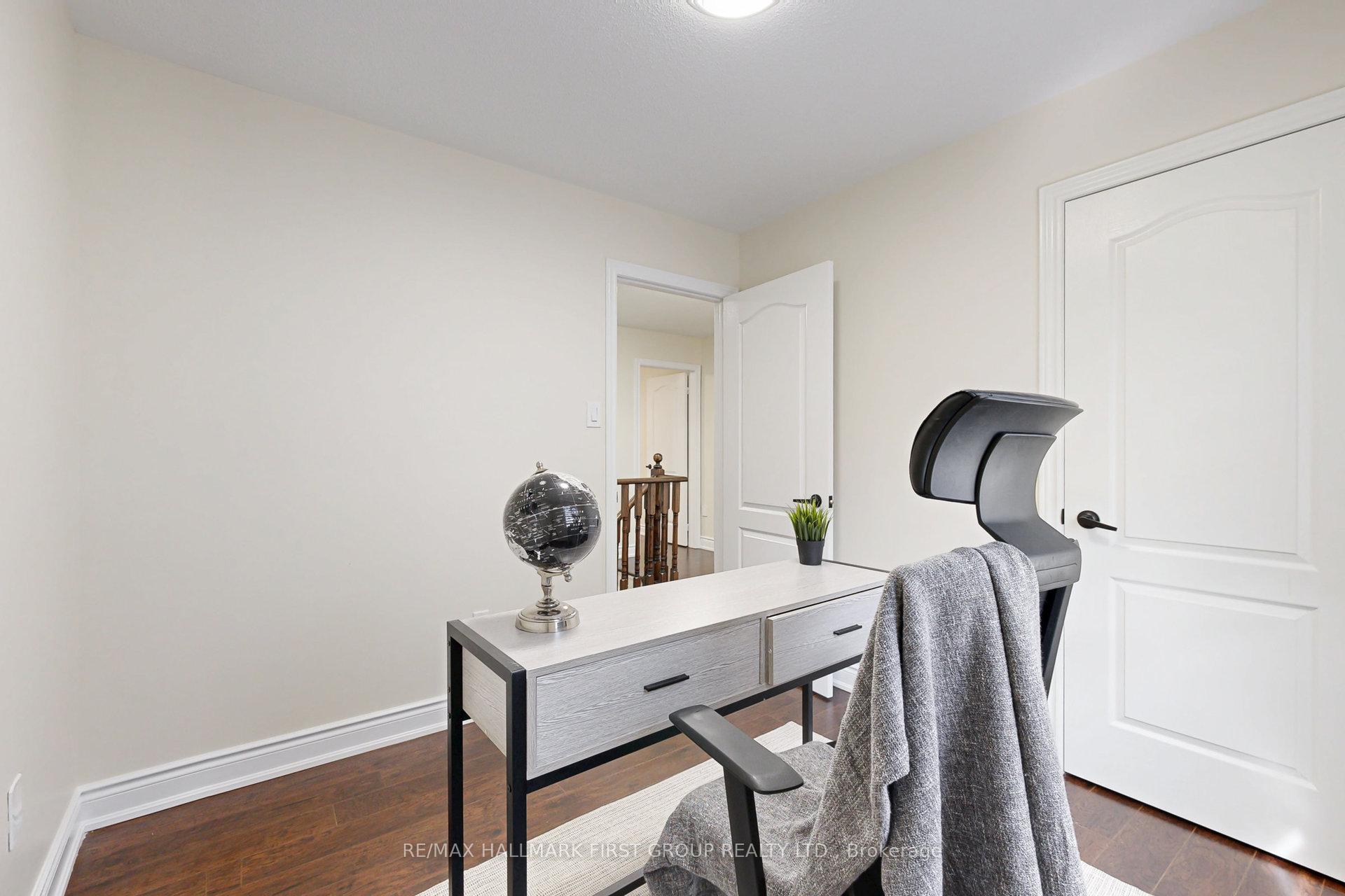 Photo 21 of 35 Everingham Circle, Brampton, Sandringham-Wellington — HOMEH
