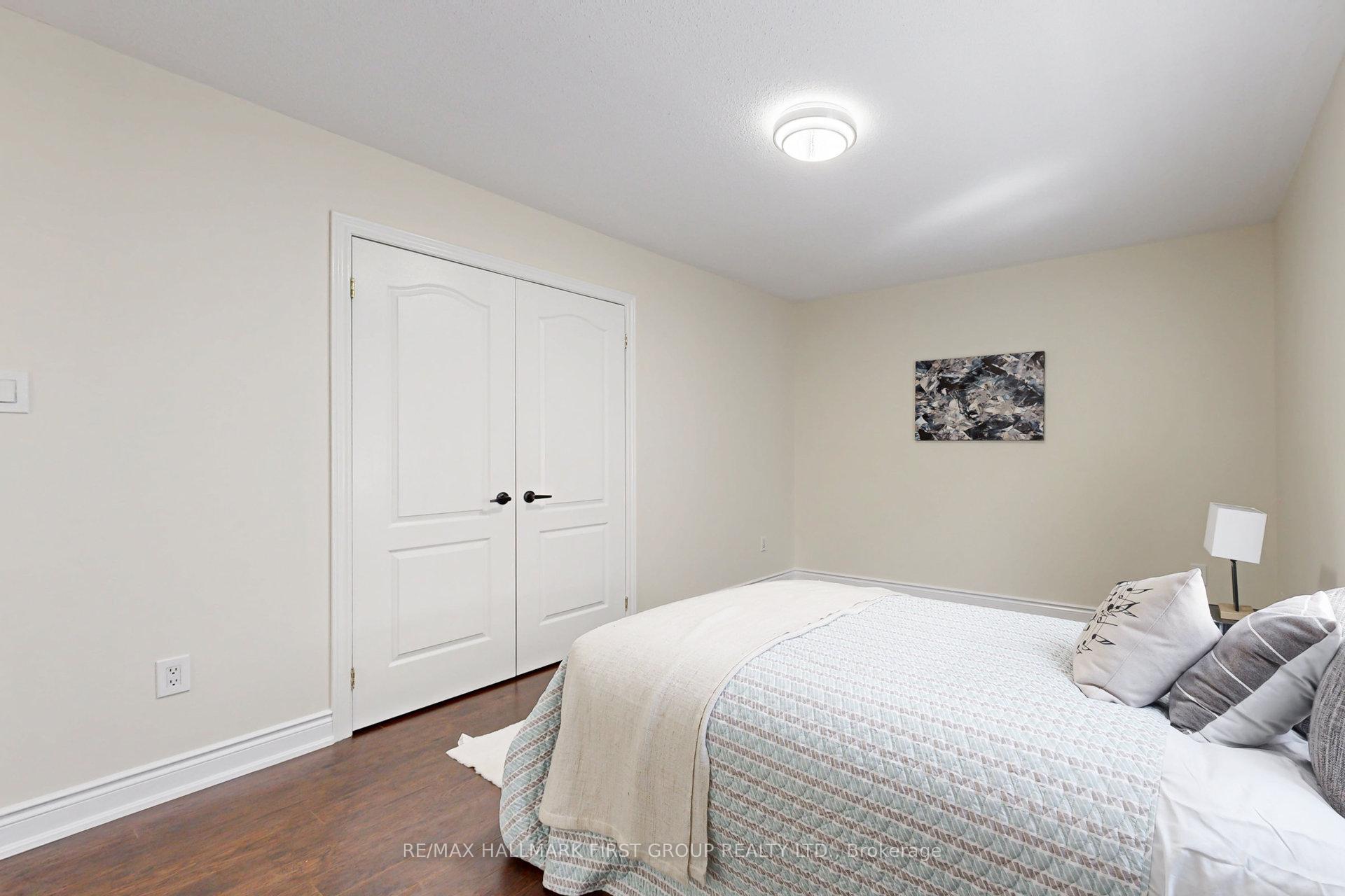Photo 23 of 35 Everingham Circle, Brampton, Sandringham-Wellington — HOMEH