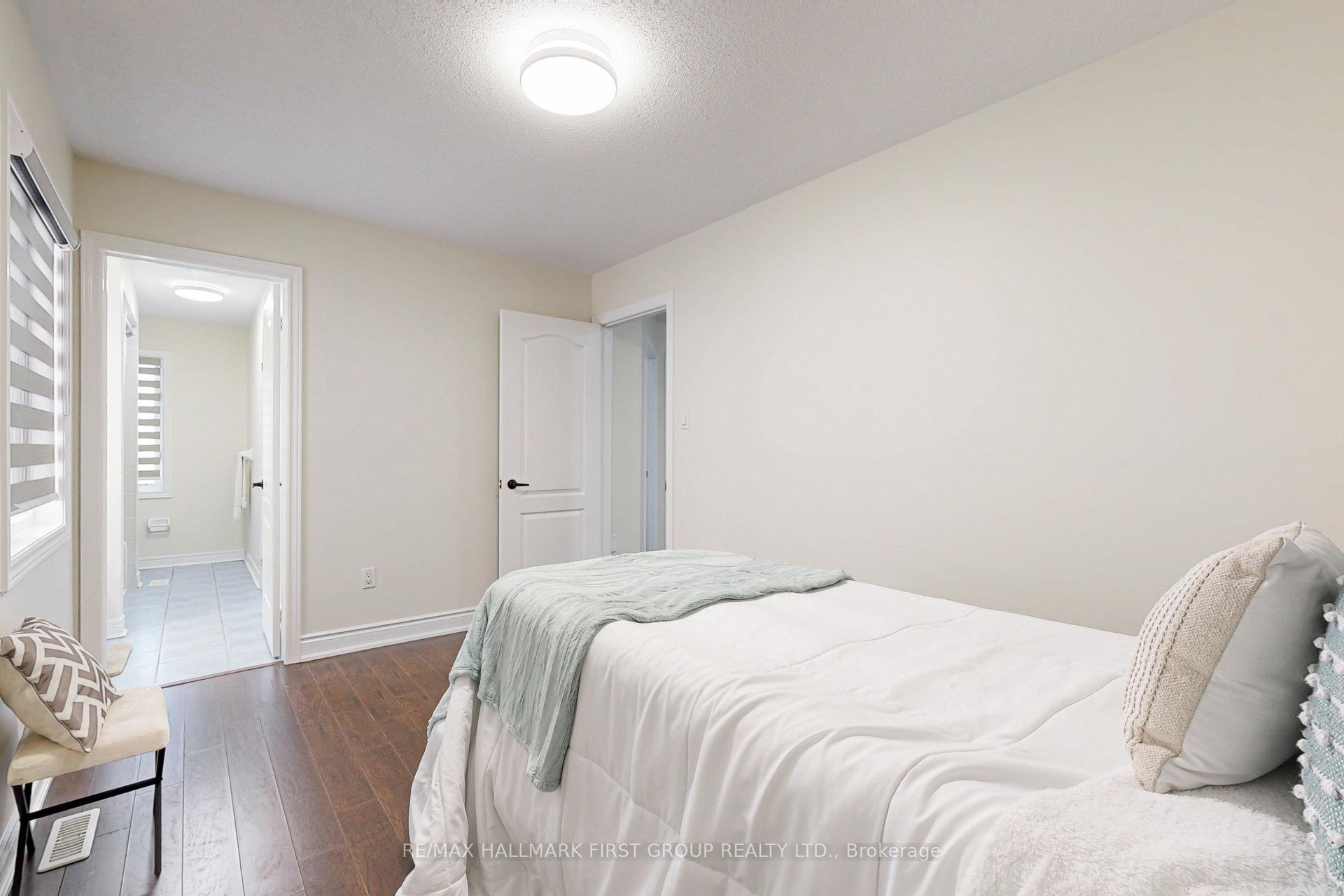Photo 28 of 35 Everingham Circle, Brampton, Sandringham-Wellington — HOMEH