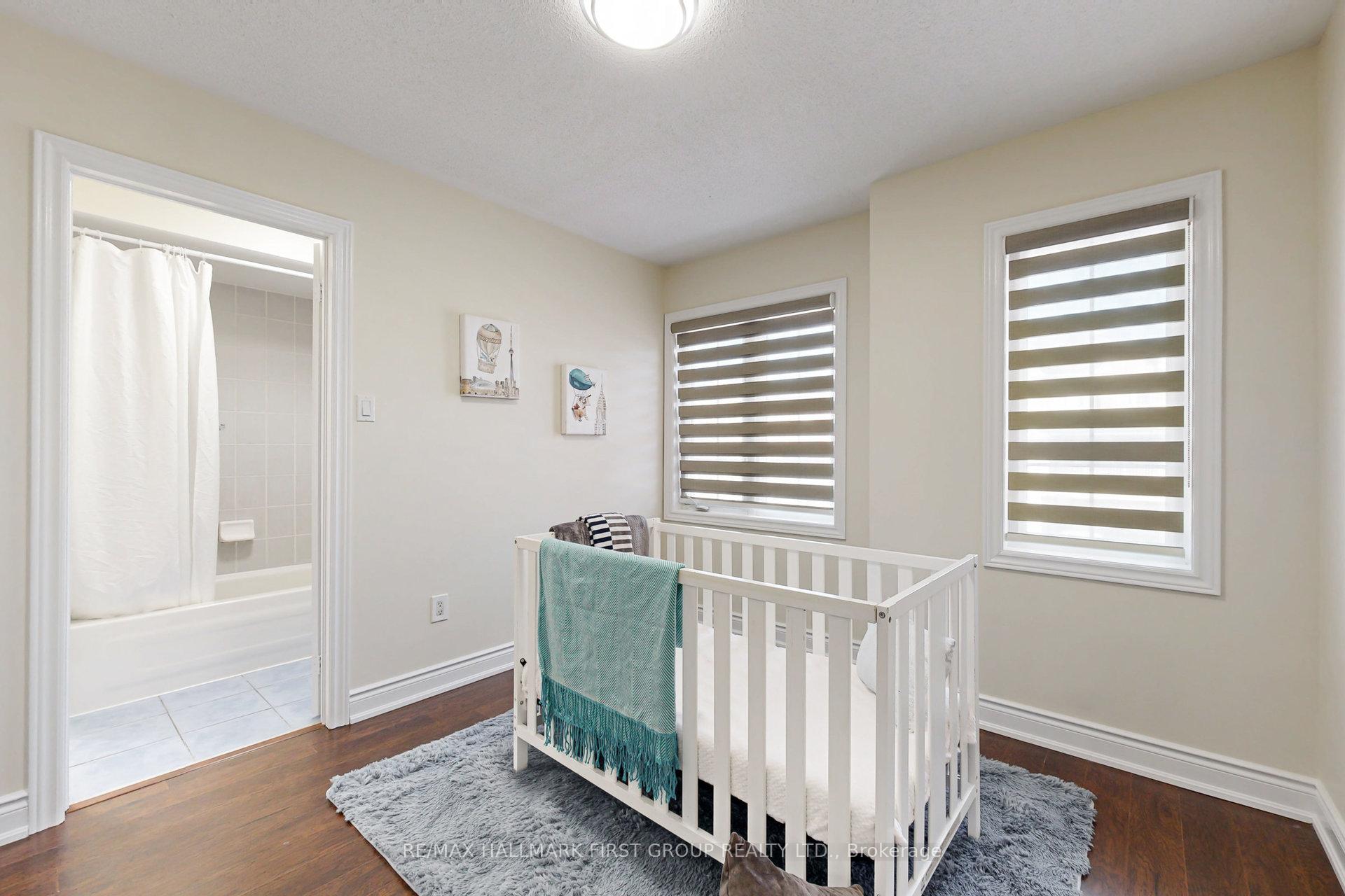 Photo 30 of 35 Everingham Circle, Brampton, Sandringham-Wellington — HOMEH