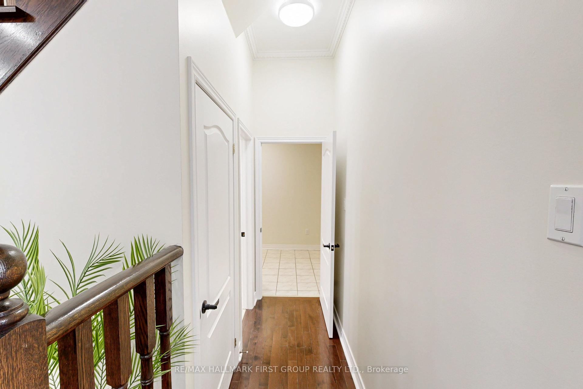 Photo 41 of 35 Everingham Circle, Brampton, Sandringham-Wellington — HOMEH