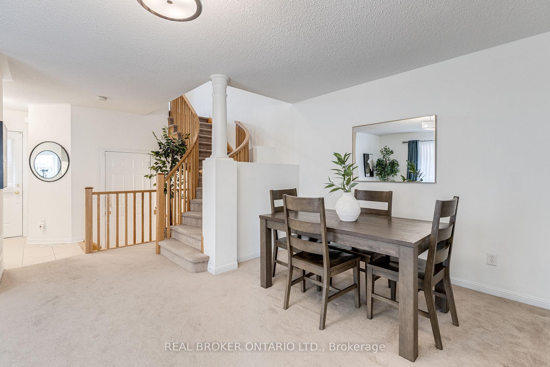Photo 17 of 19 Coachlight Crescent, Brampton, Vales of Castlemore — HOMEH