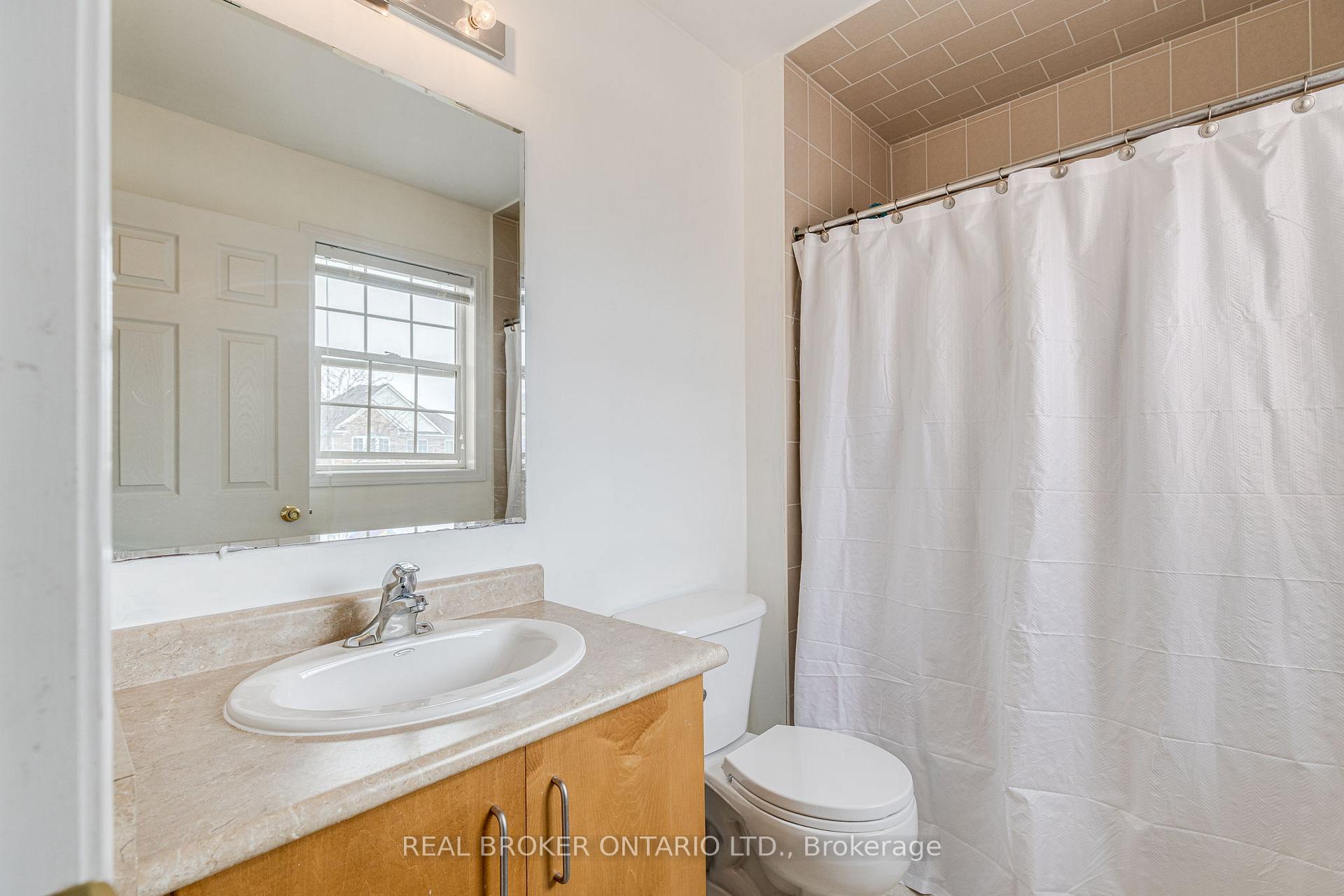 Photo 29 of 19 Coachlight Crescent, Brampton, Vales of Castlemore — HOMEH
