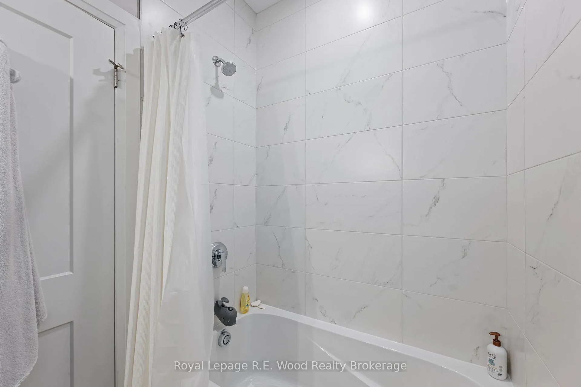 Photo 10 of Unit 32, 63 Compass Trail, Central Elgin, Rural Central Elgin — HOMEH