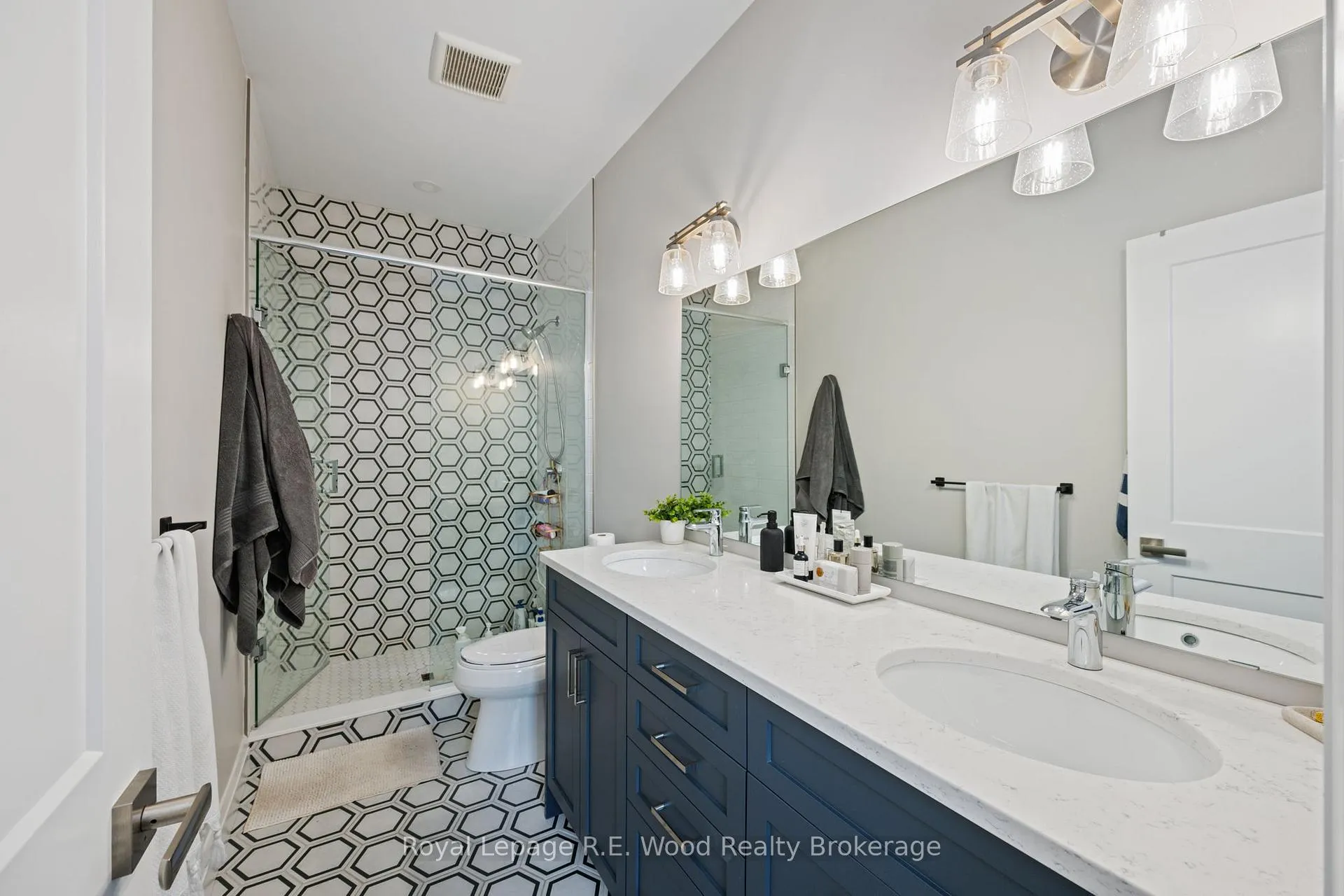 Photo 15 of Unit 32, 63 Compass Trail, Central Elgin, Rural Central Elgin — HOMEH