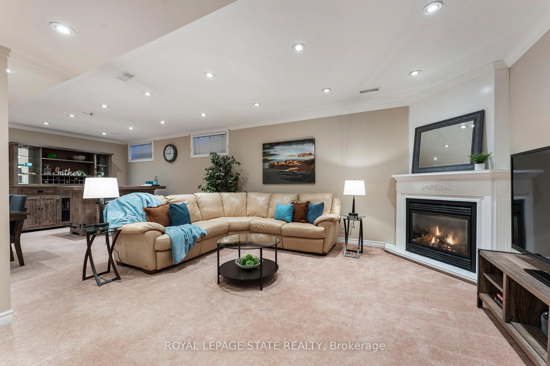 Photo 28 of 66 Seabreeze Crescent, Hamilton, Lakeshore — HOMEH