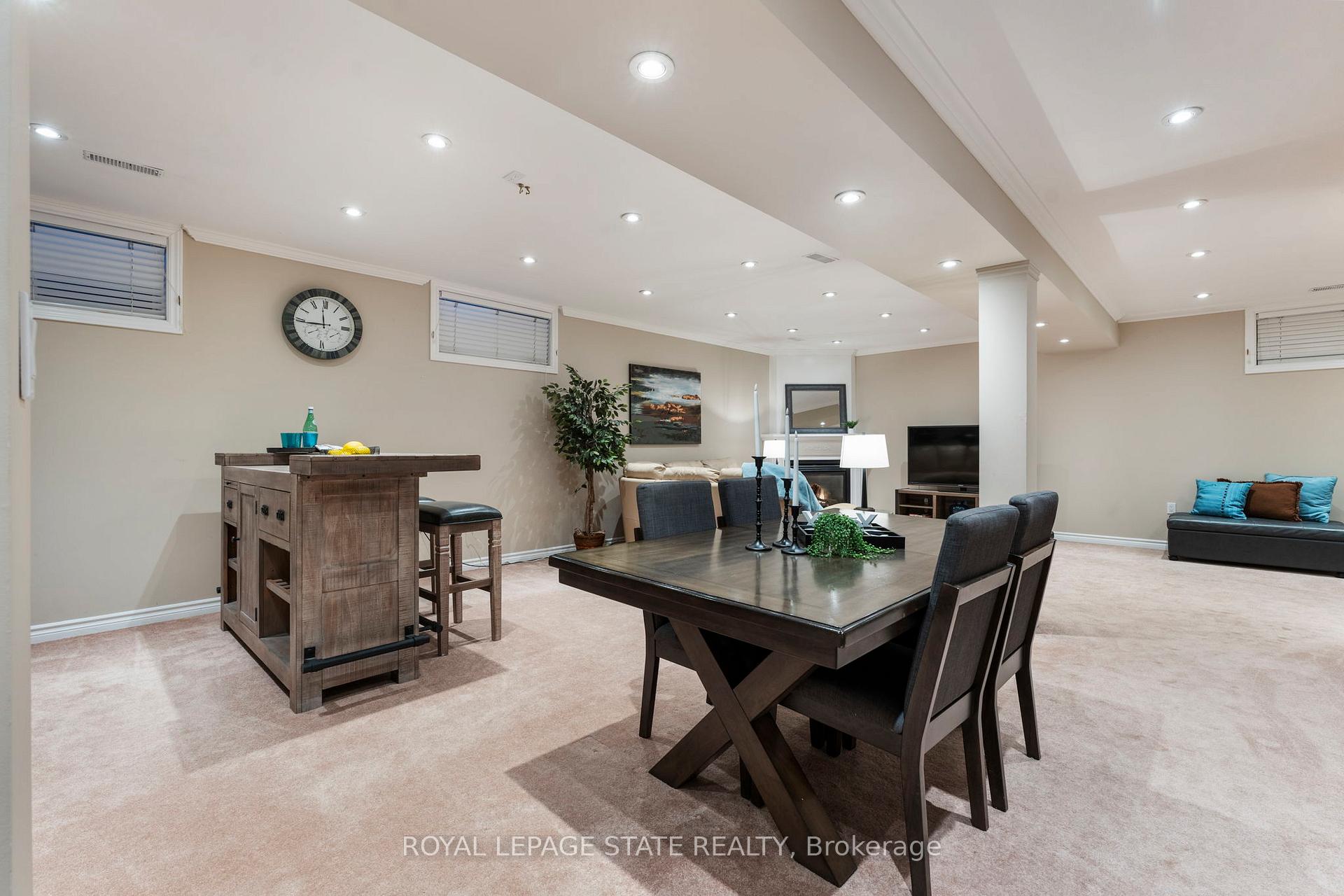 Photo 38 of 66 Seabreeze Crescent, Hamilton, Lakeshore — HOMEH