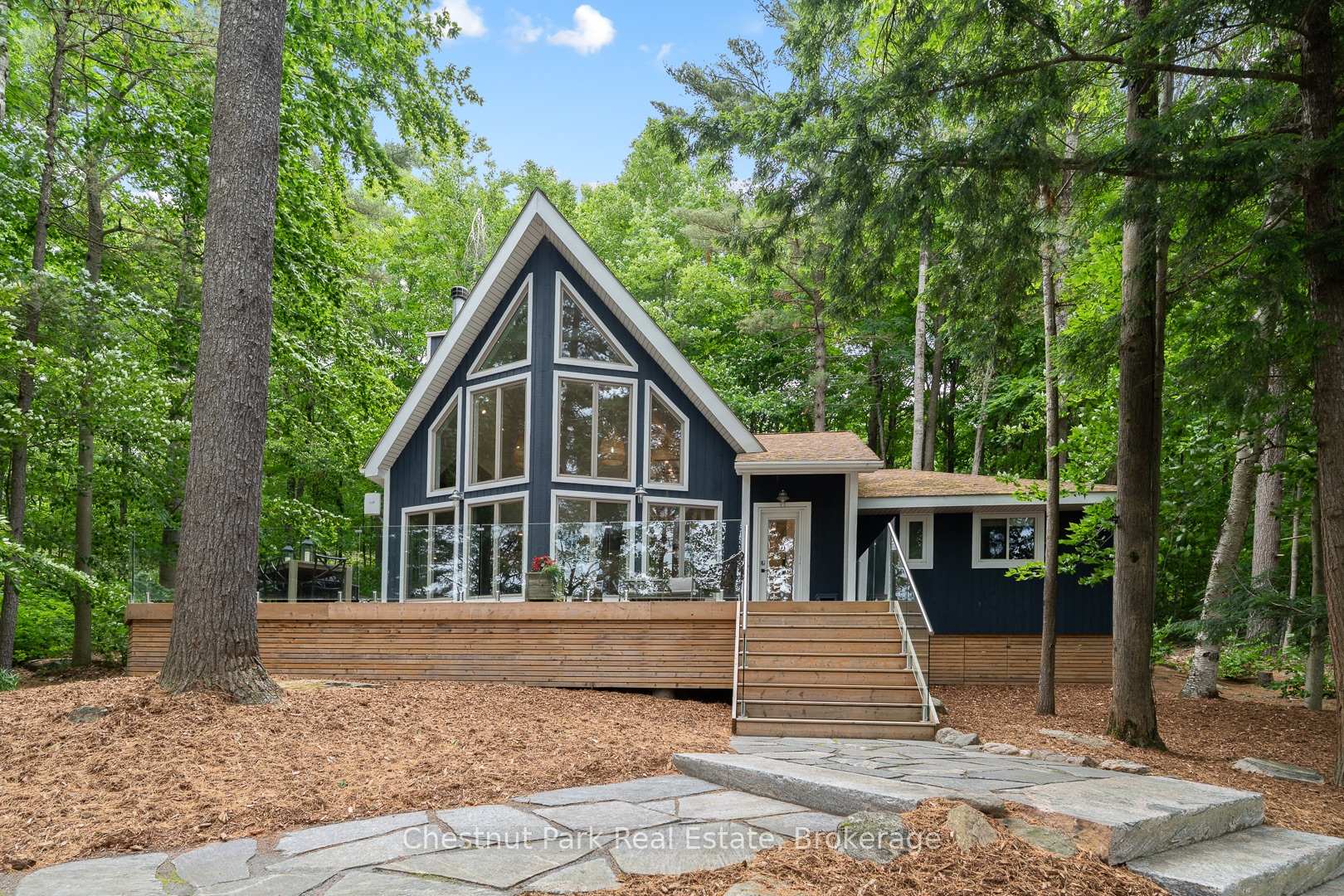 Photo 3 of 44 Miller Island, Gravenhurst, Muskoka (S) — HOMEH