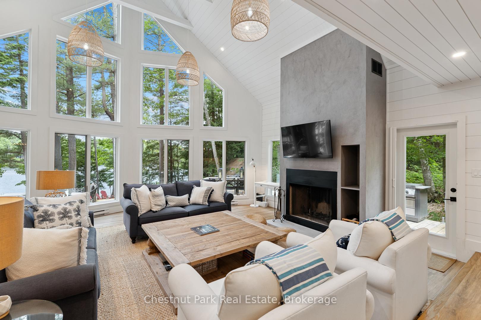 Photo 10 of 44 Miller Island, Gravenhurst, Muskoka (S) — HOMEH