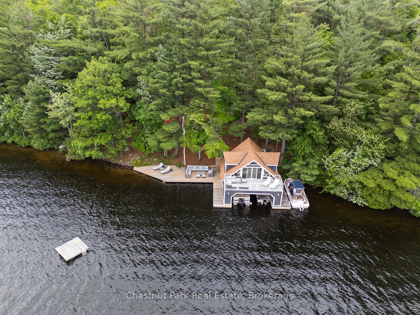 Photo 48 of 44 Miller Island, Gravenhurst, Muskoka (S) — HOMEH